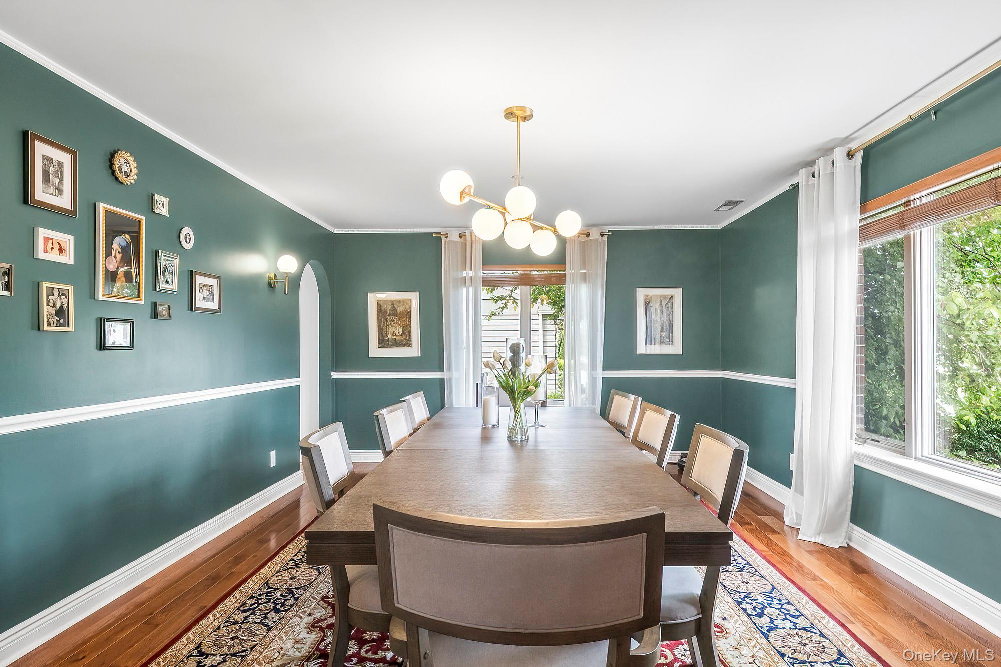 126 Lincoln Avenue E, West Harrison, NY 10604