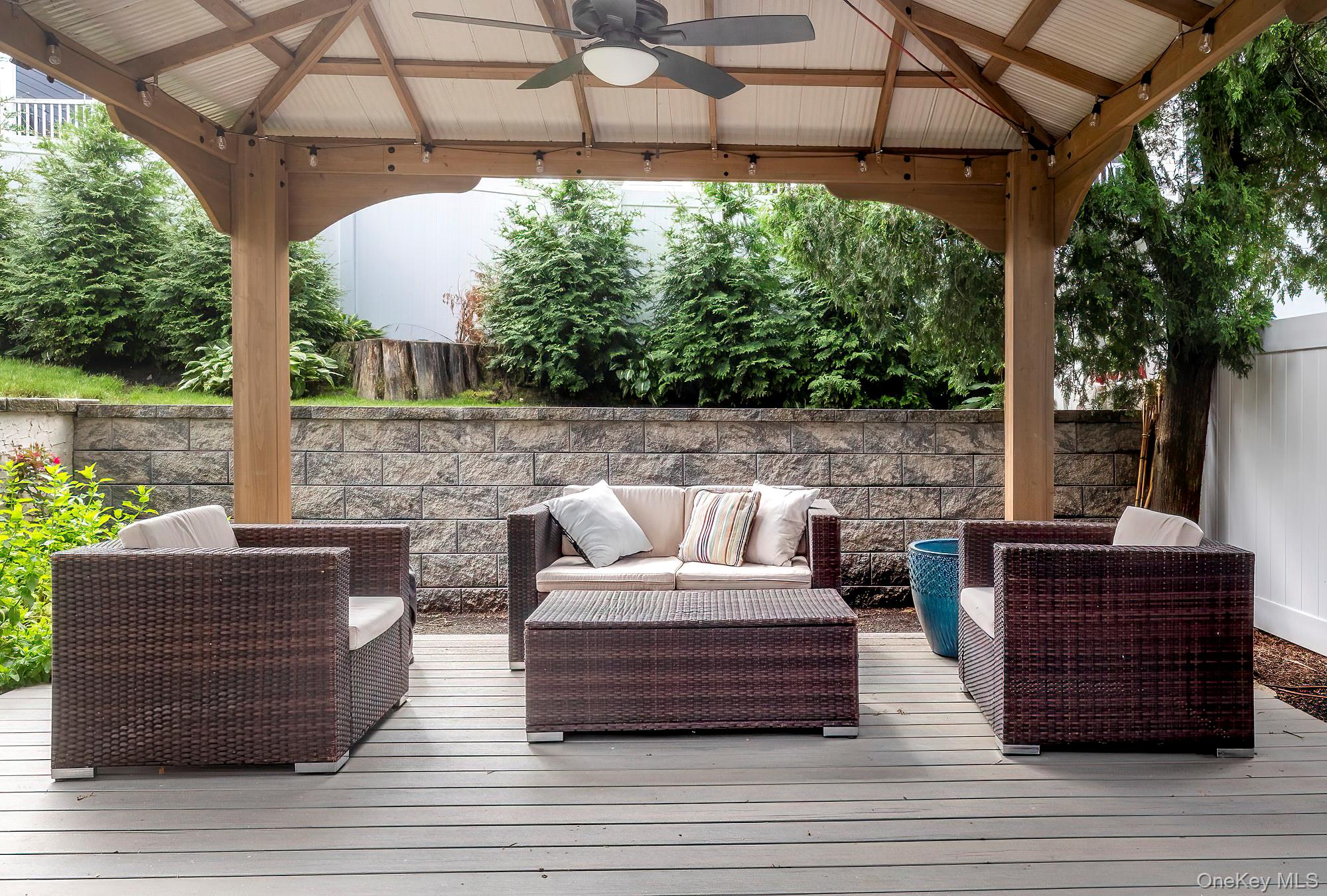 126 Lincoln Avenue E, West Harrison, NY 10604