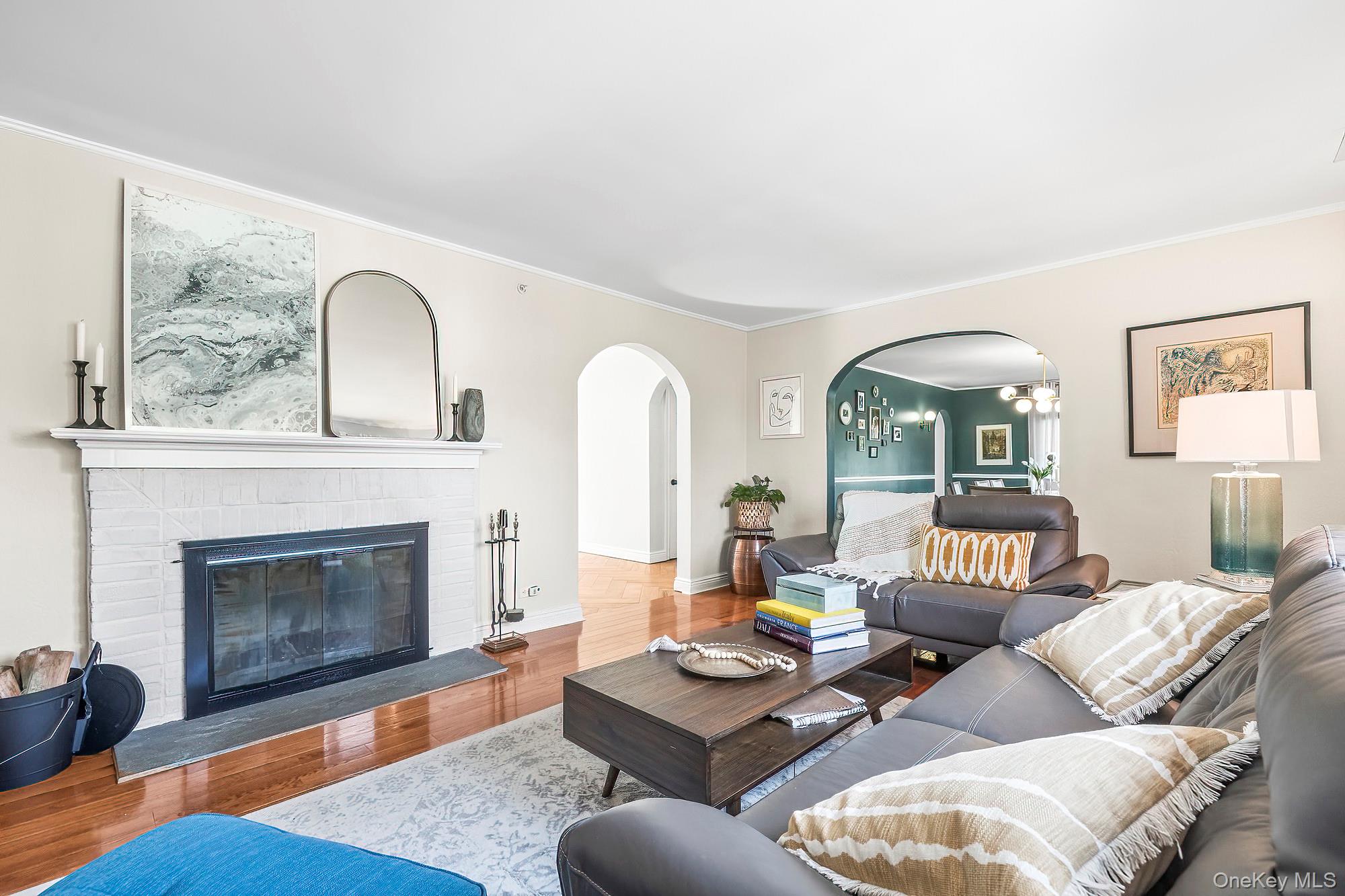 126 Lincoln Avenue E, West Harrison, NY 10604