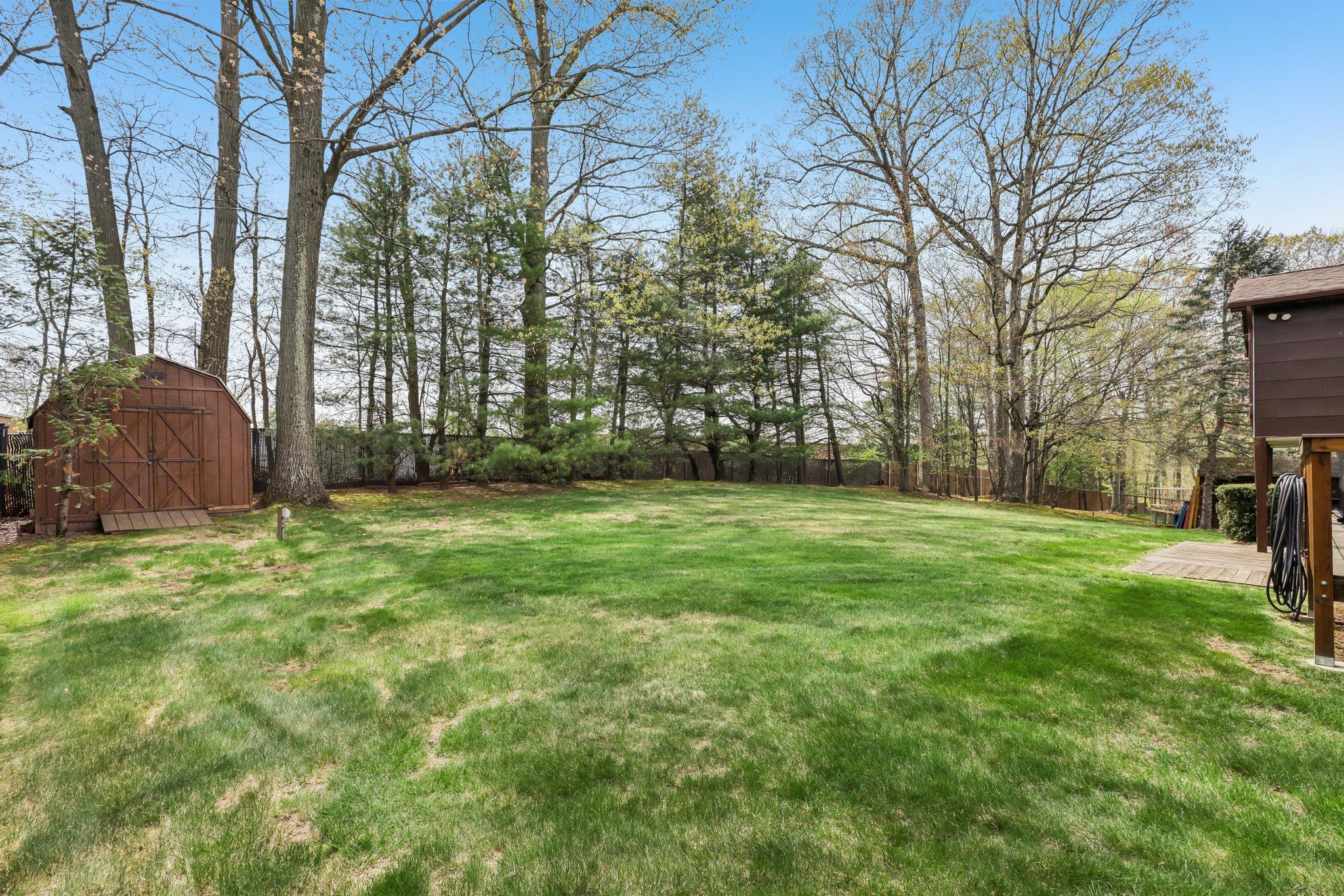 25 Sasson Terrace, Valley Cottage, NY 10989