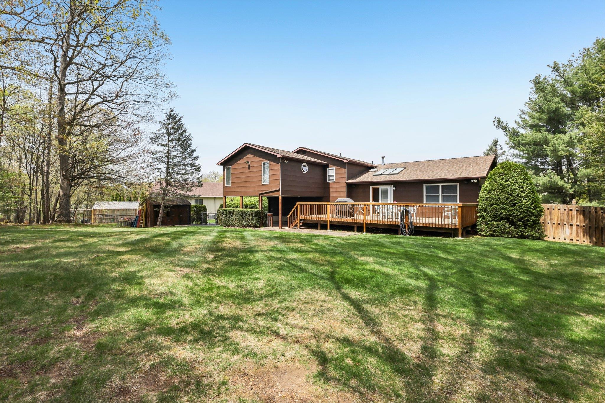 25 Sasson Terrace, Valley Cottage, NY 10989