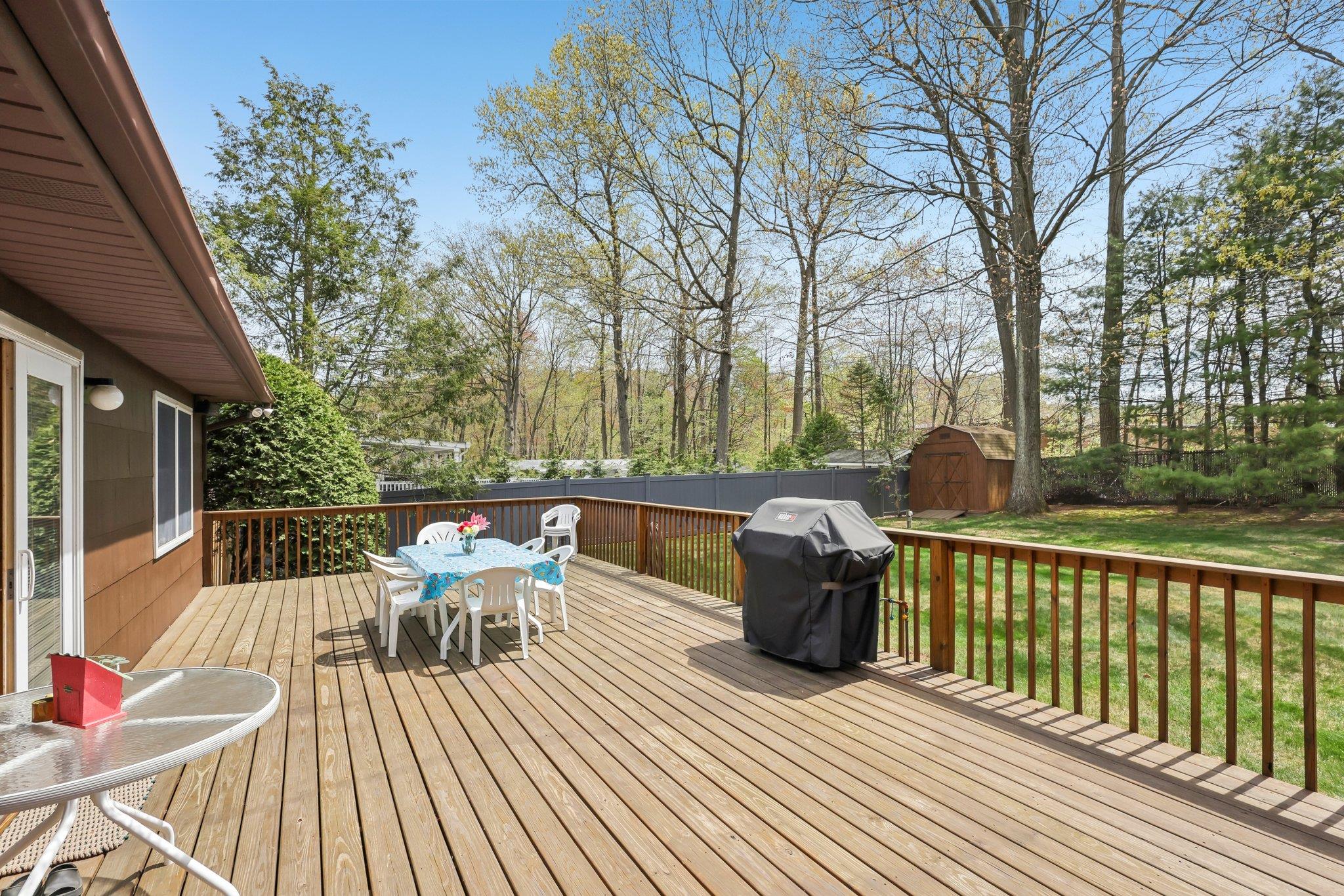 25 Sasson Terrace, Valley Cottage, NY 10989