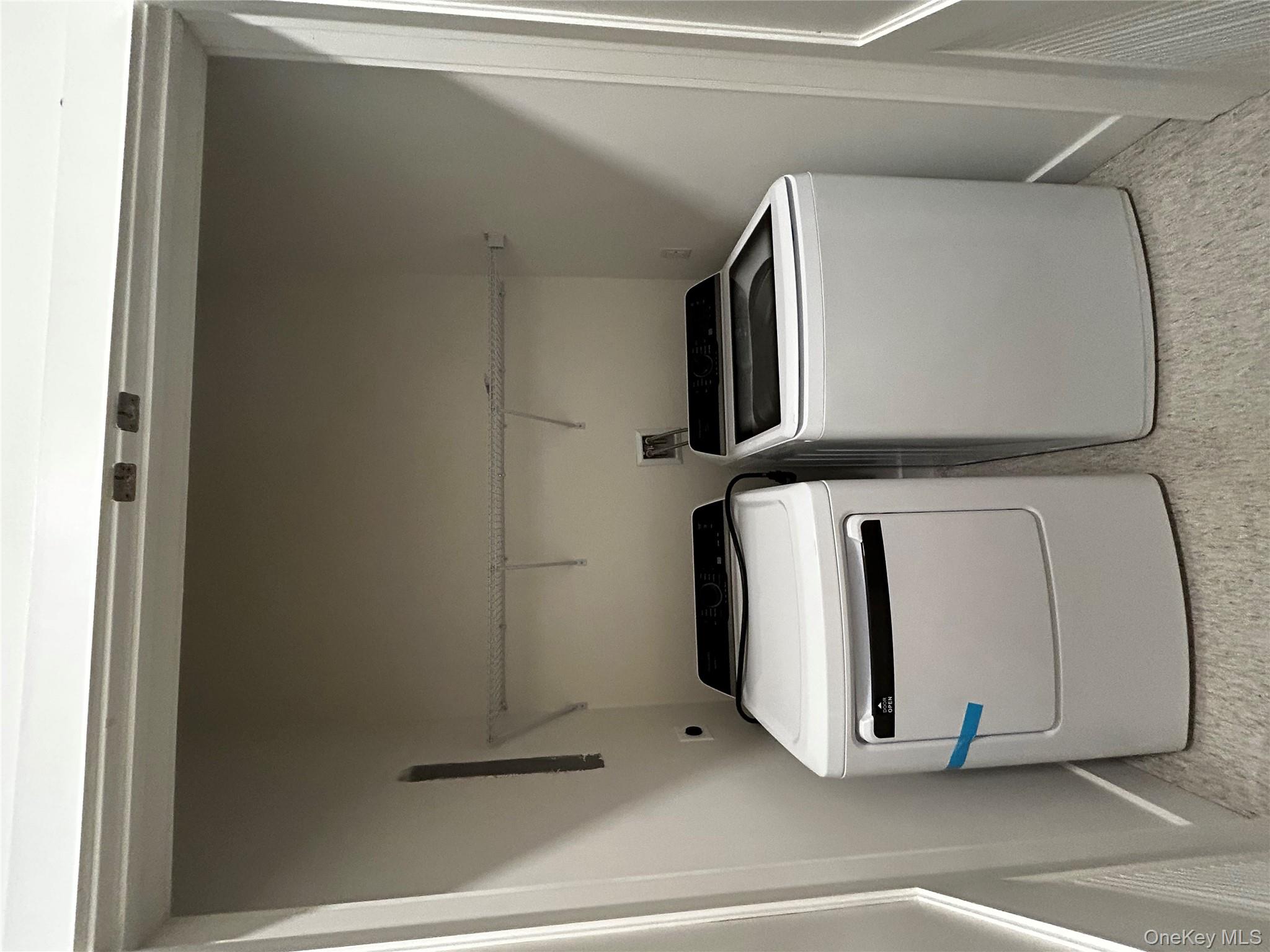 4180 Sunrise Highway # 136, Oakdale, NY 11716