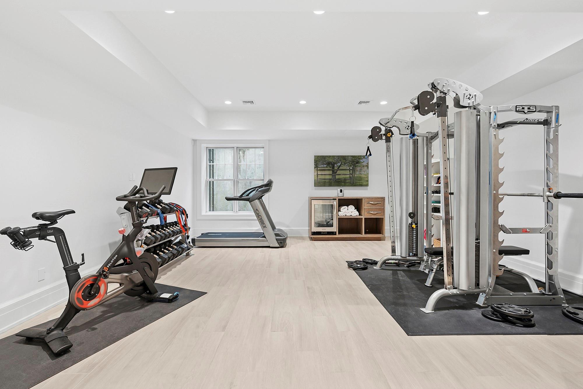 471 Middle Line Highway, Sag Harbor, NY 11963