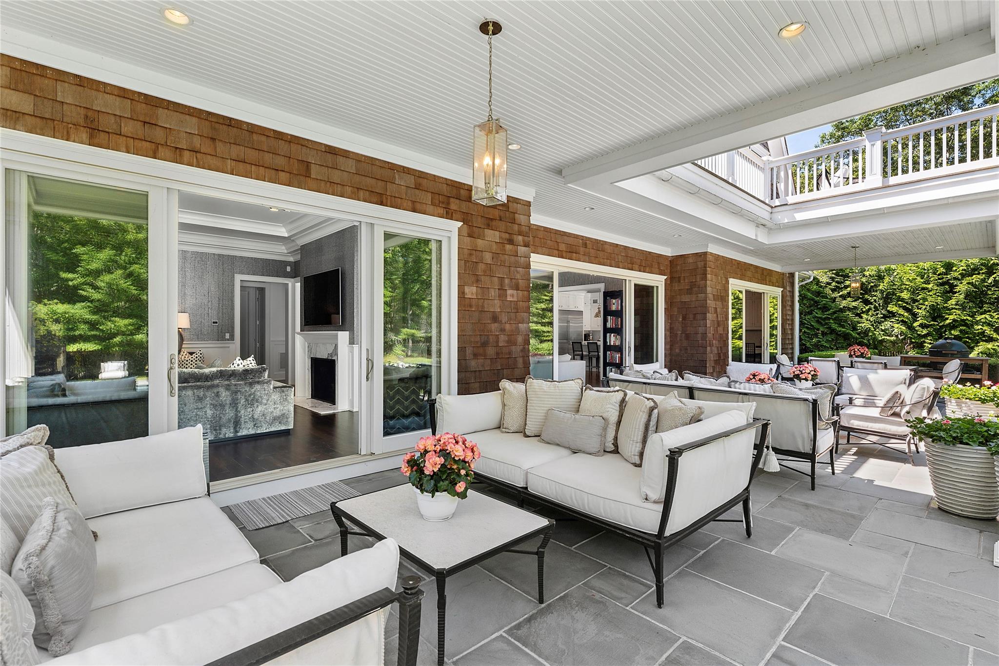 471 Middle Line Highway, Sag Harbor, NY 11963