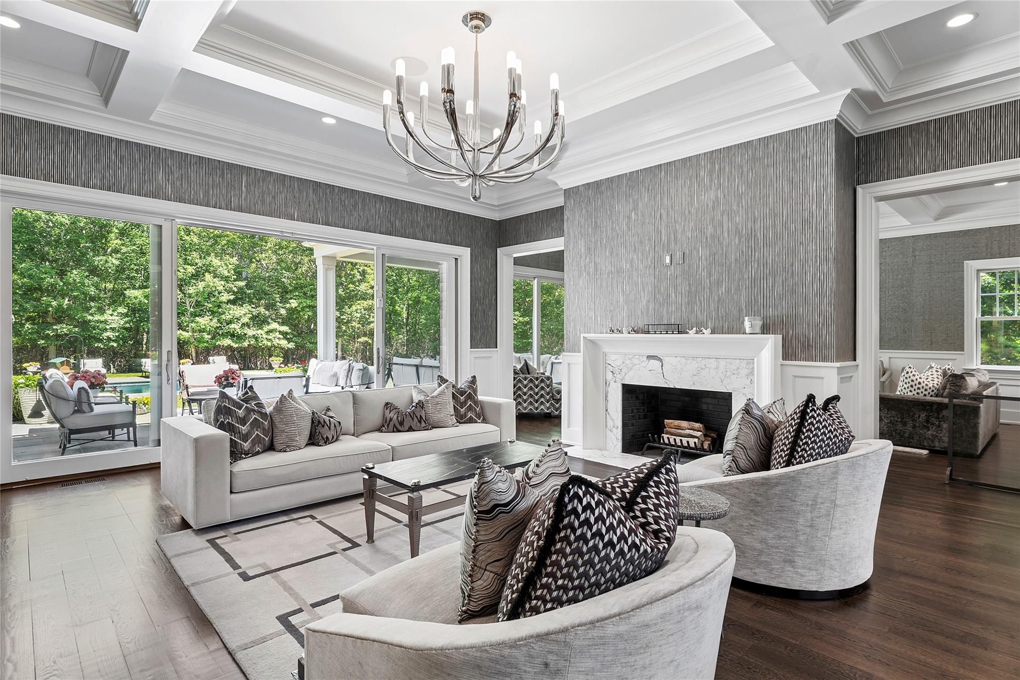 471 Middle Line Highway, Sag Harbor, NY 11963