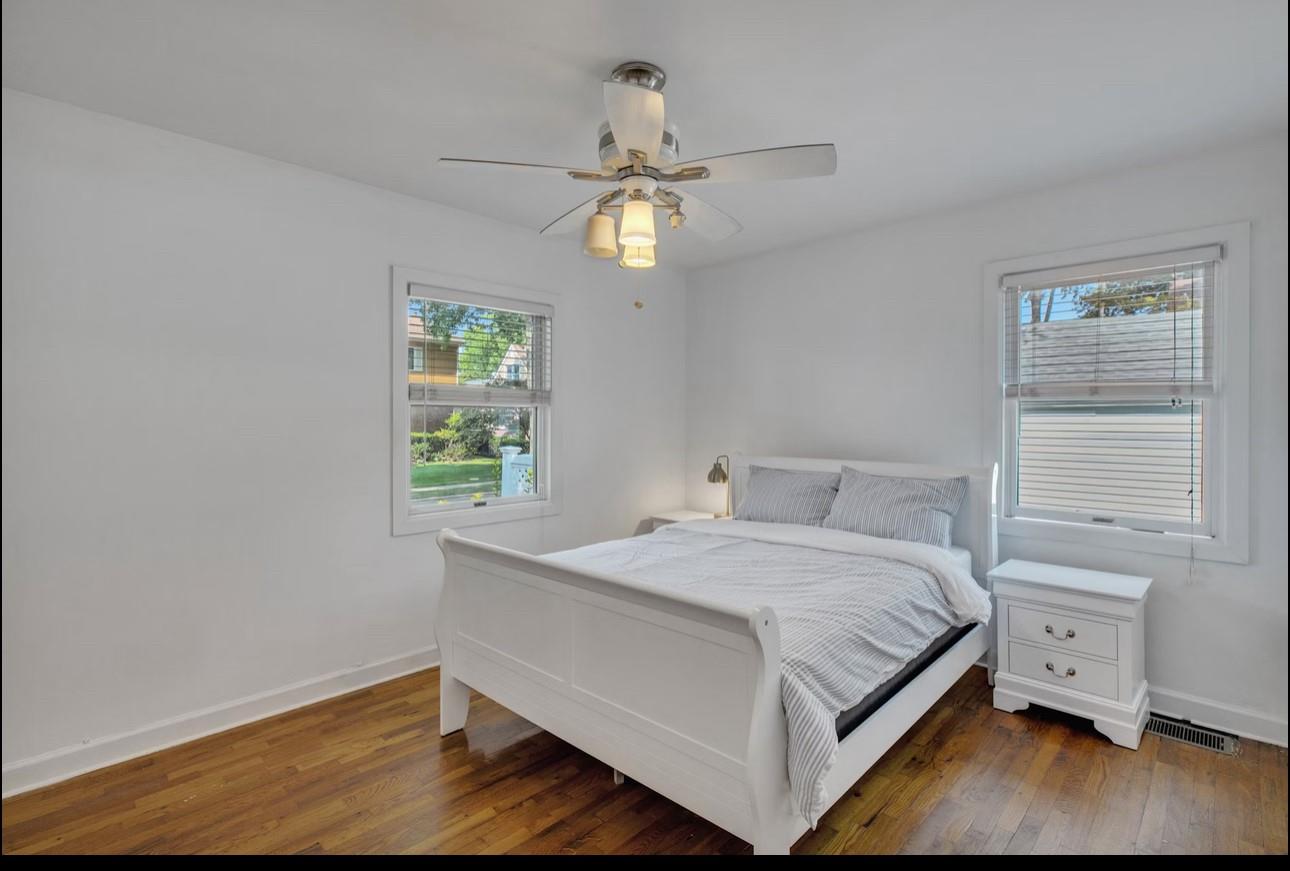 556 N 12 Street, New Hyde Park, NY 11040