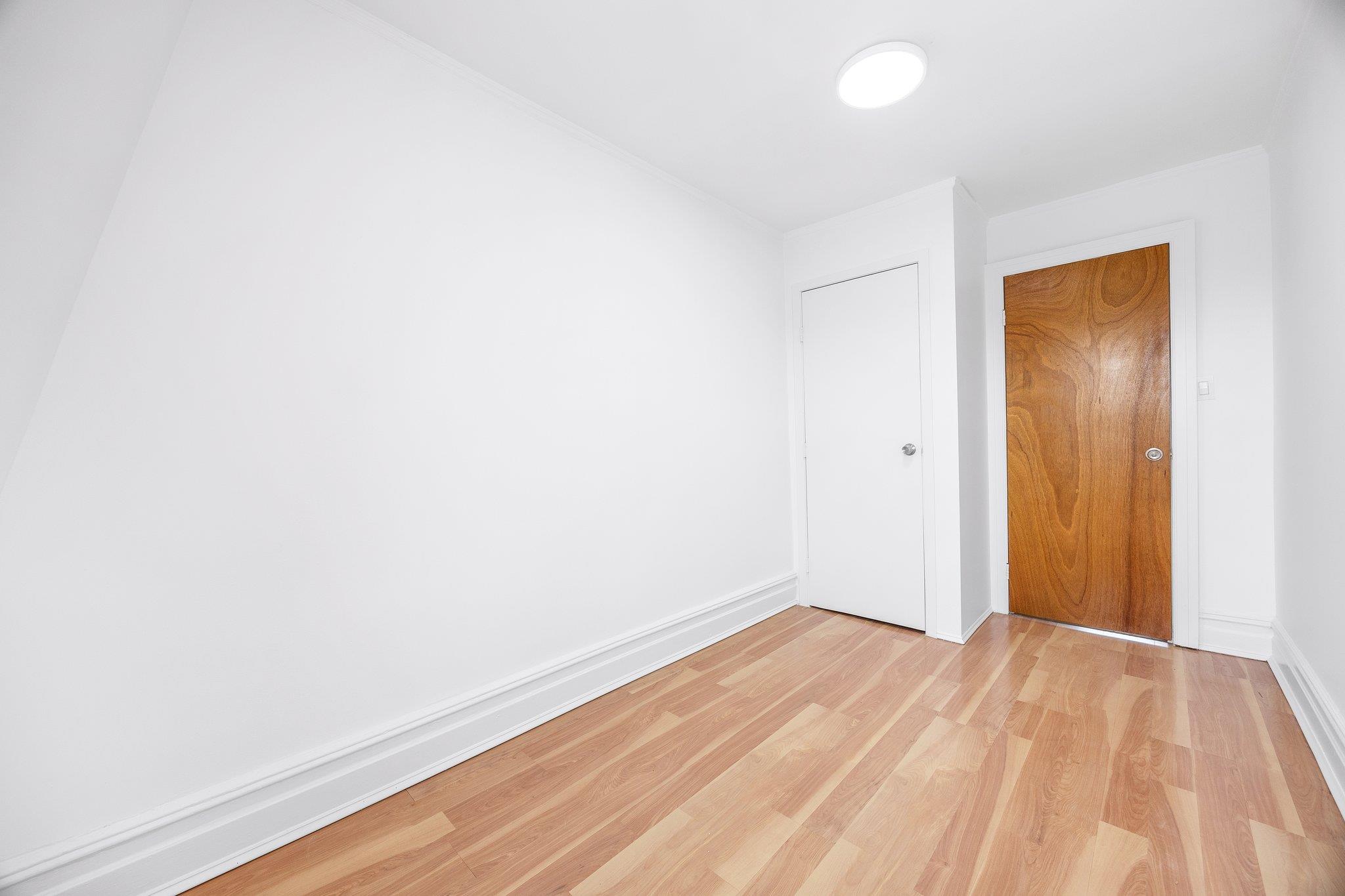 3228 47th Street # 2, Astoria, NY 11103