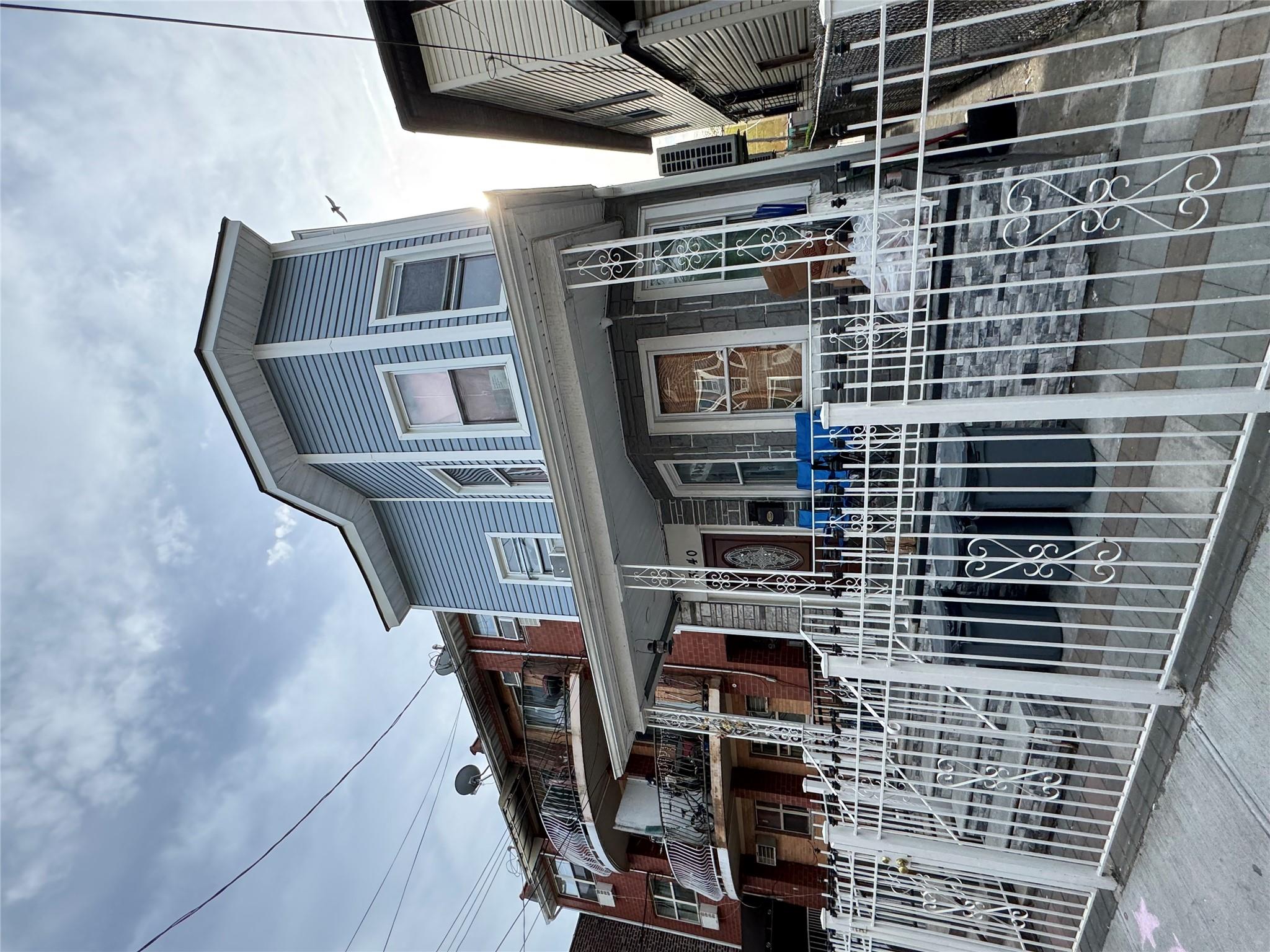 33-40 101st Street, Corona, NY 11368
