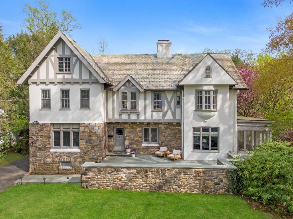 68 Greenacres Avenue, Scarsdale, NY 10583