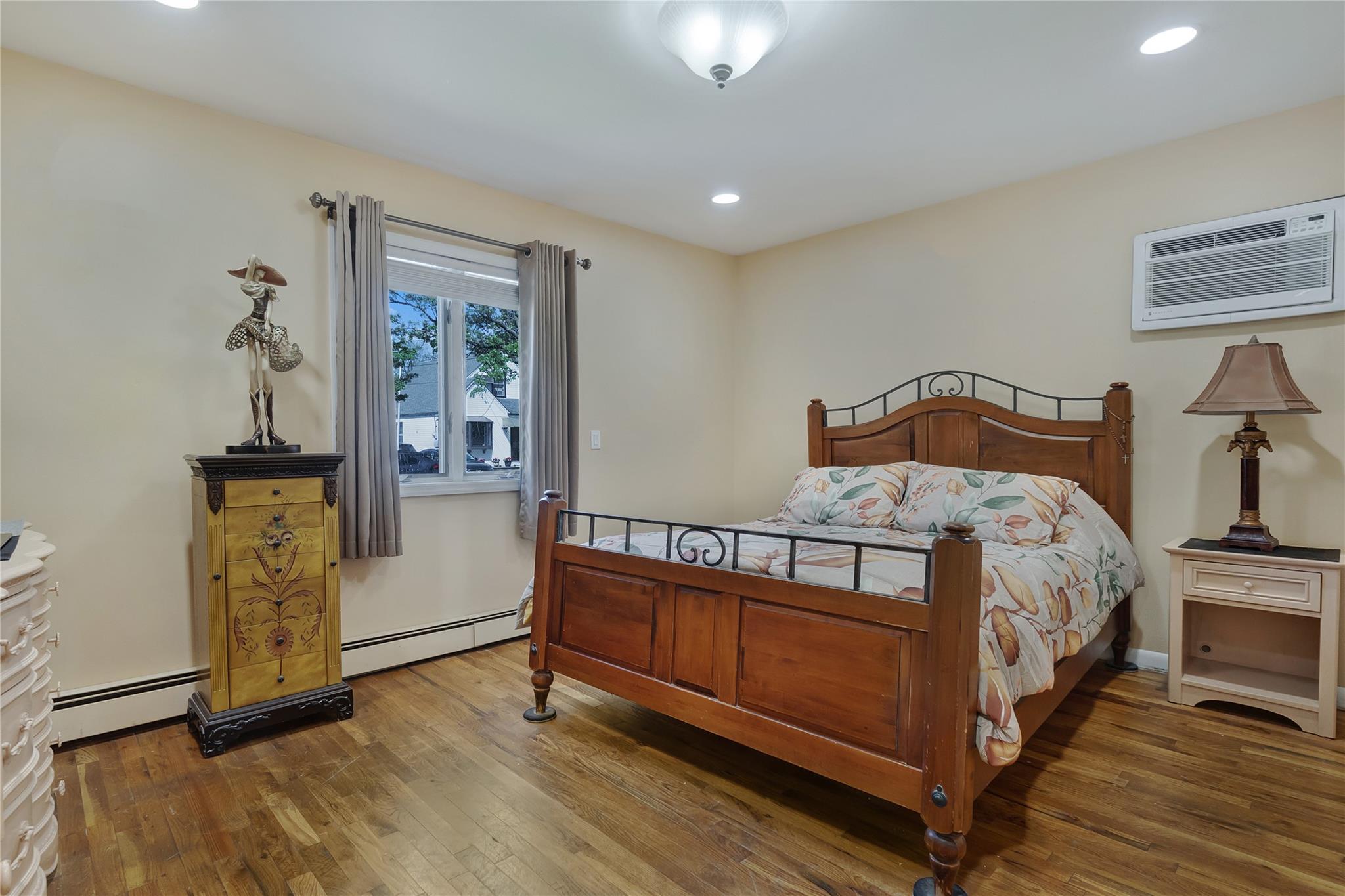 158-35 91 Street, Howard Beach, NY 11414