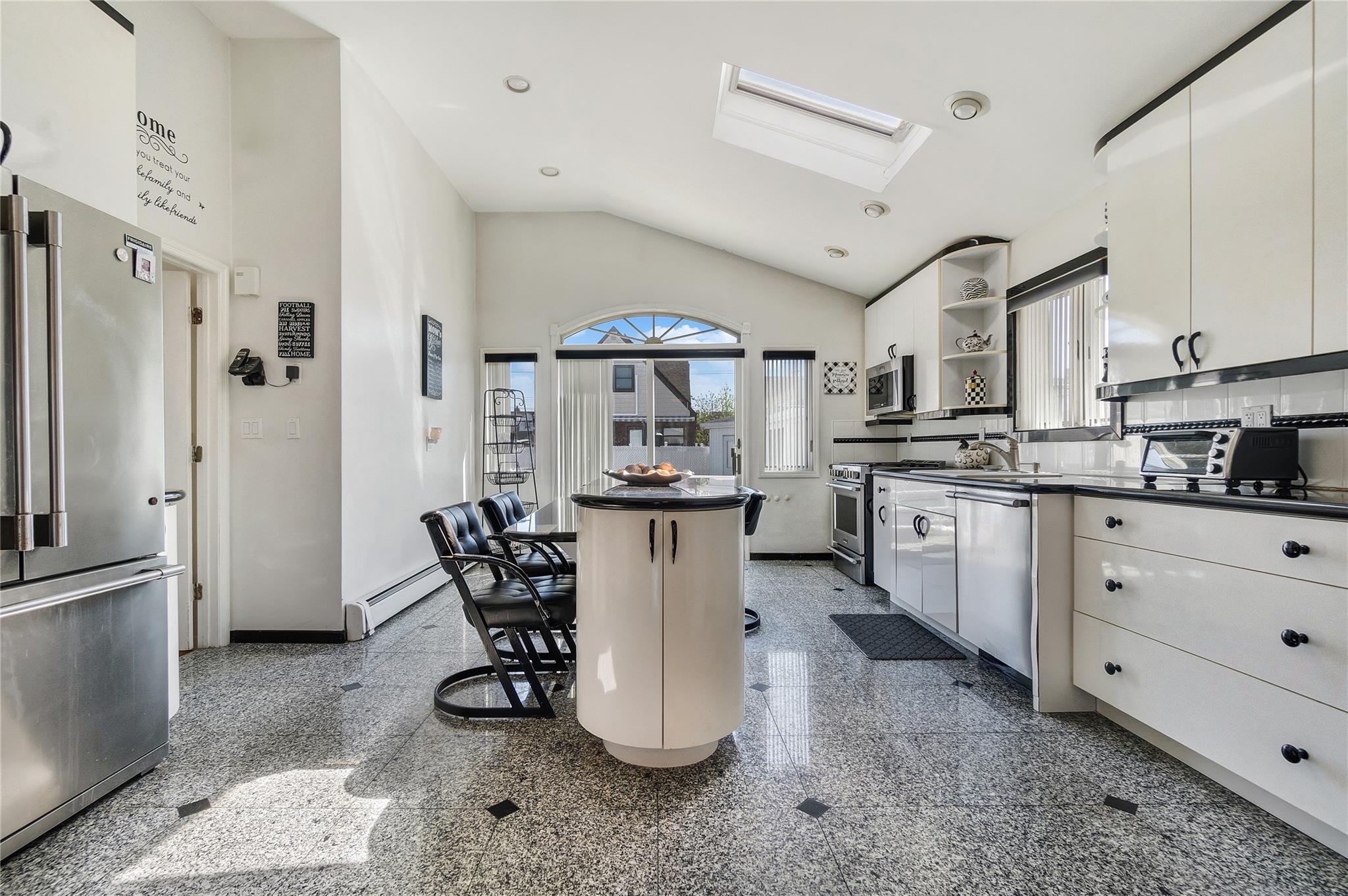 158-35 91 Street, Howard Beach, NY 11414