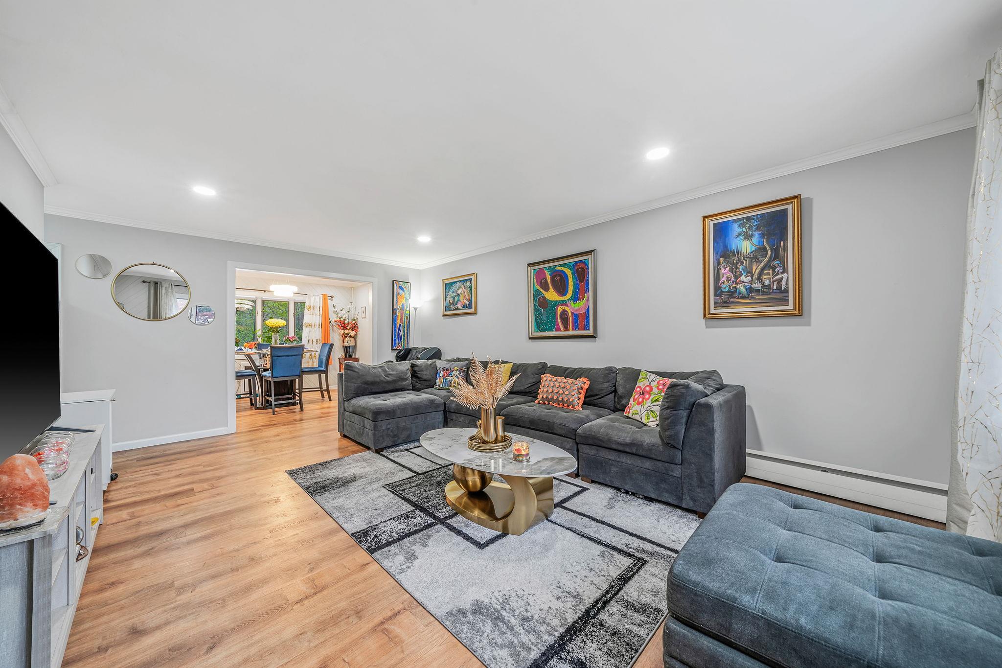 8 Landsberger Street, Yaphank, NY 11980