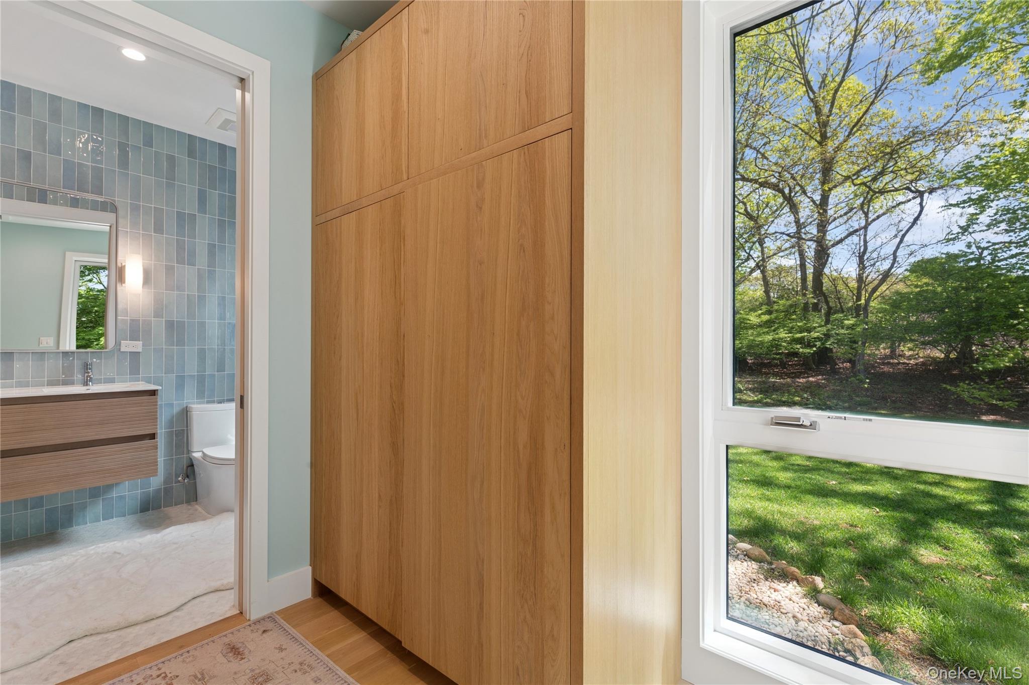 6710 Soundview Avenue, Southold, NY 11971