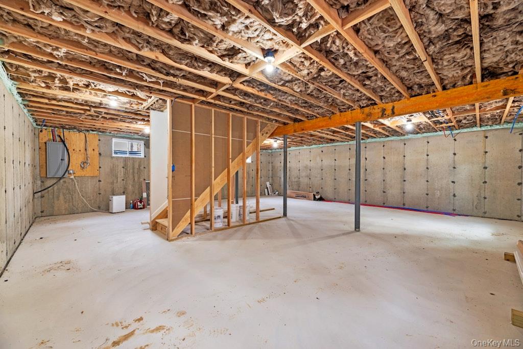 514 NEIGHBORHOOD ROAD, Shirley, NY 11967