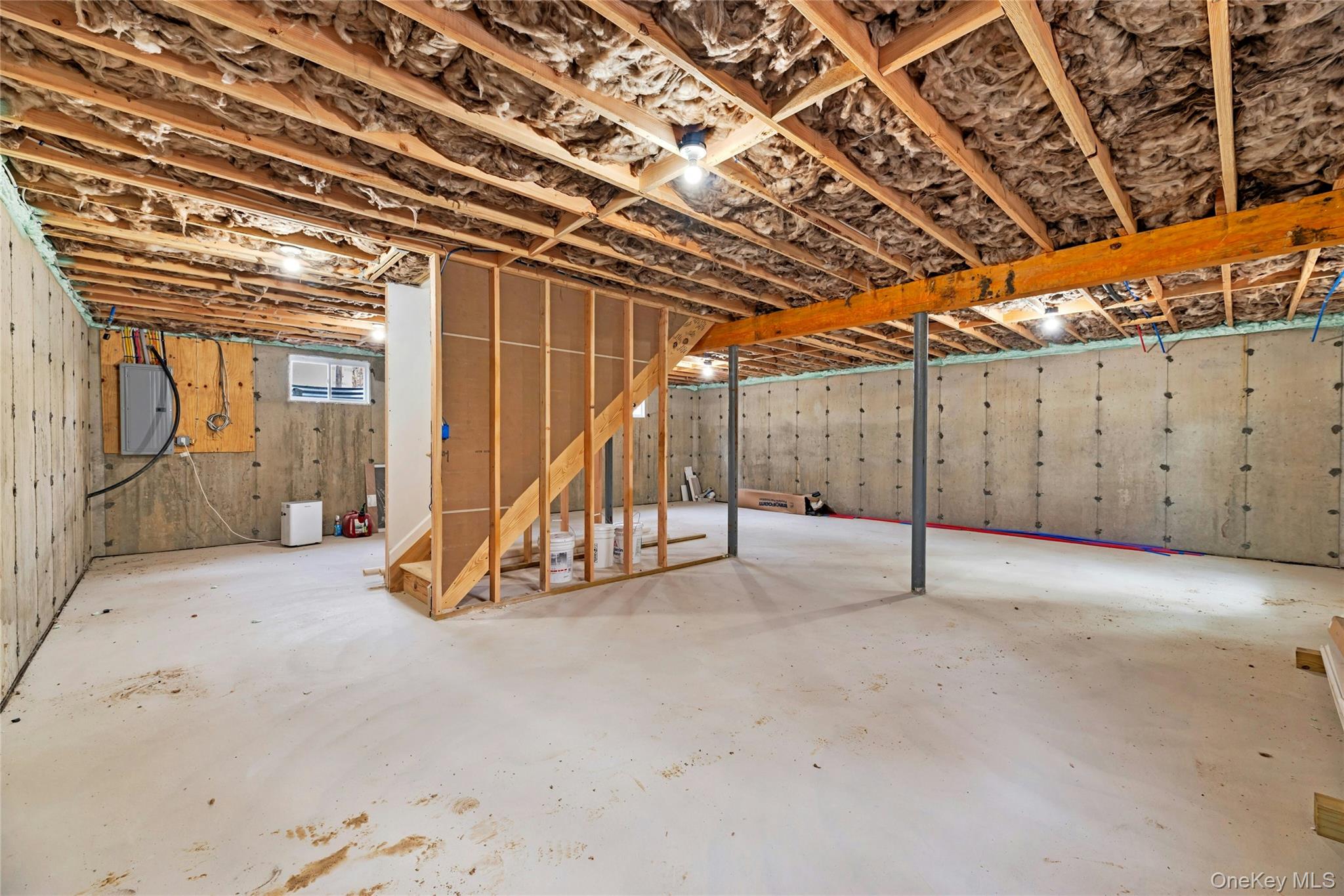 487 NEIGHBORHOOD ROAD, Shirley, NY 11967