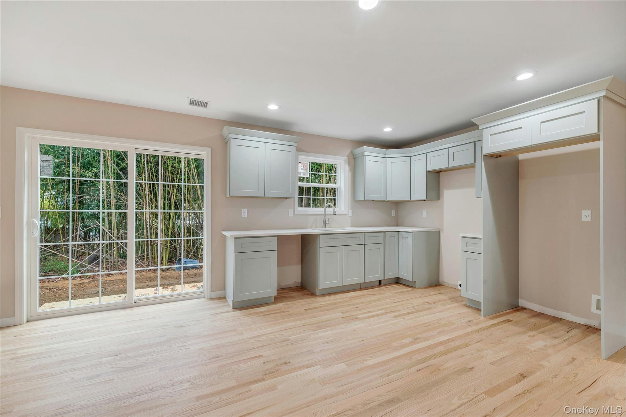 487 NEIGHBORHOOD ROAD, Shirley, NY 11967