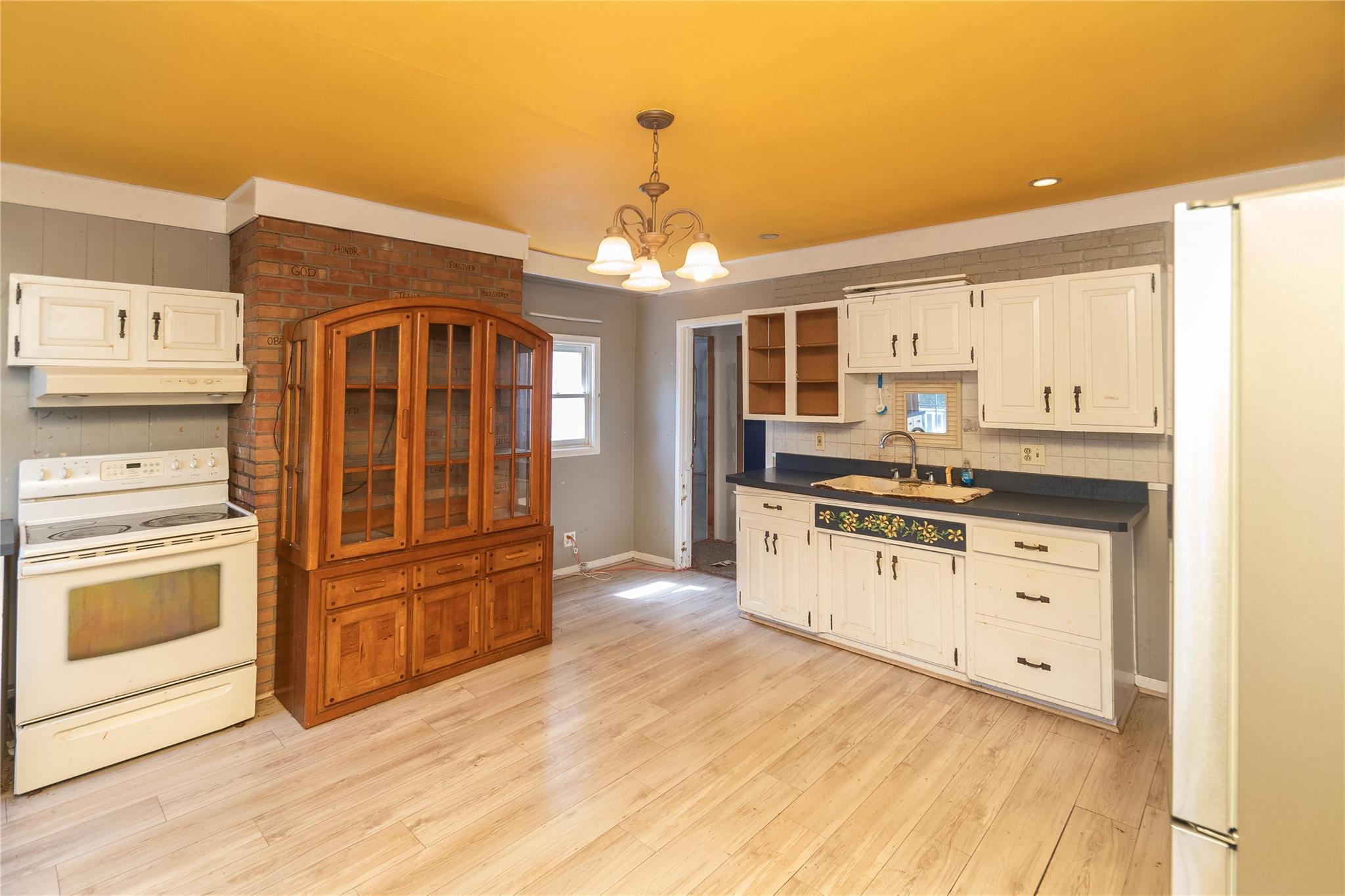 1603 Goshen Turnpike, Middletown, NY 10941