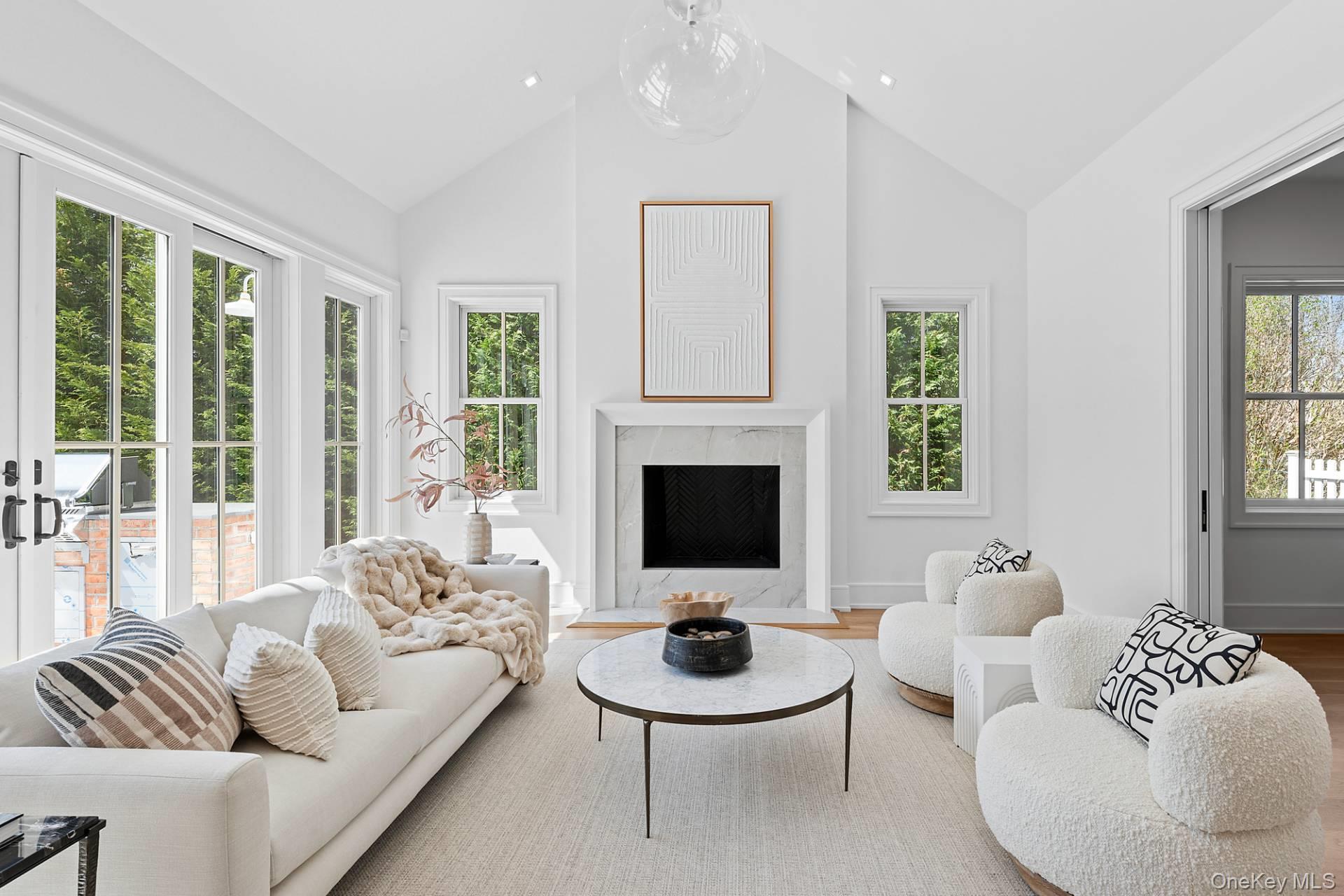 121 David Whites Lane, Southampton, NY 11968