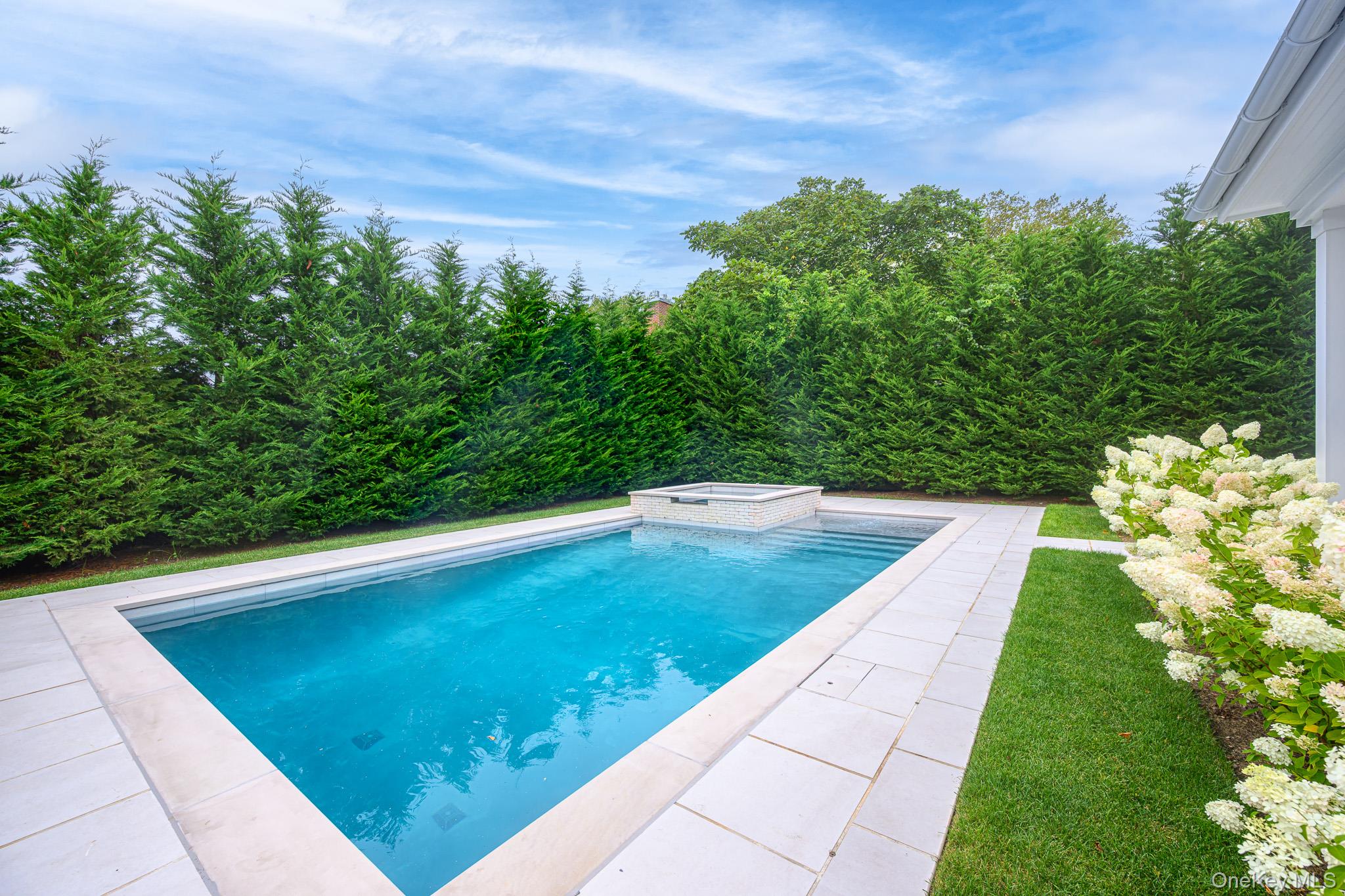 121 David Whites Lane, Southampton, NY 11968