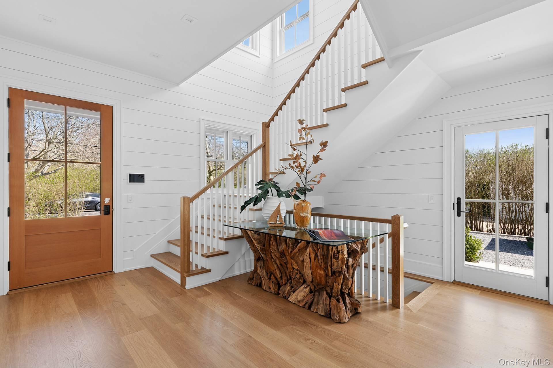 121 David Whites Lane, Southampton, NY 11968