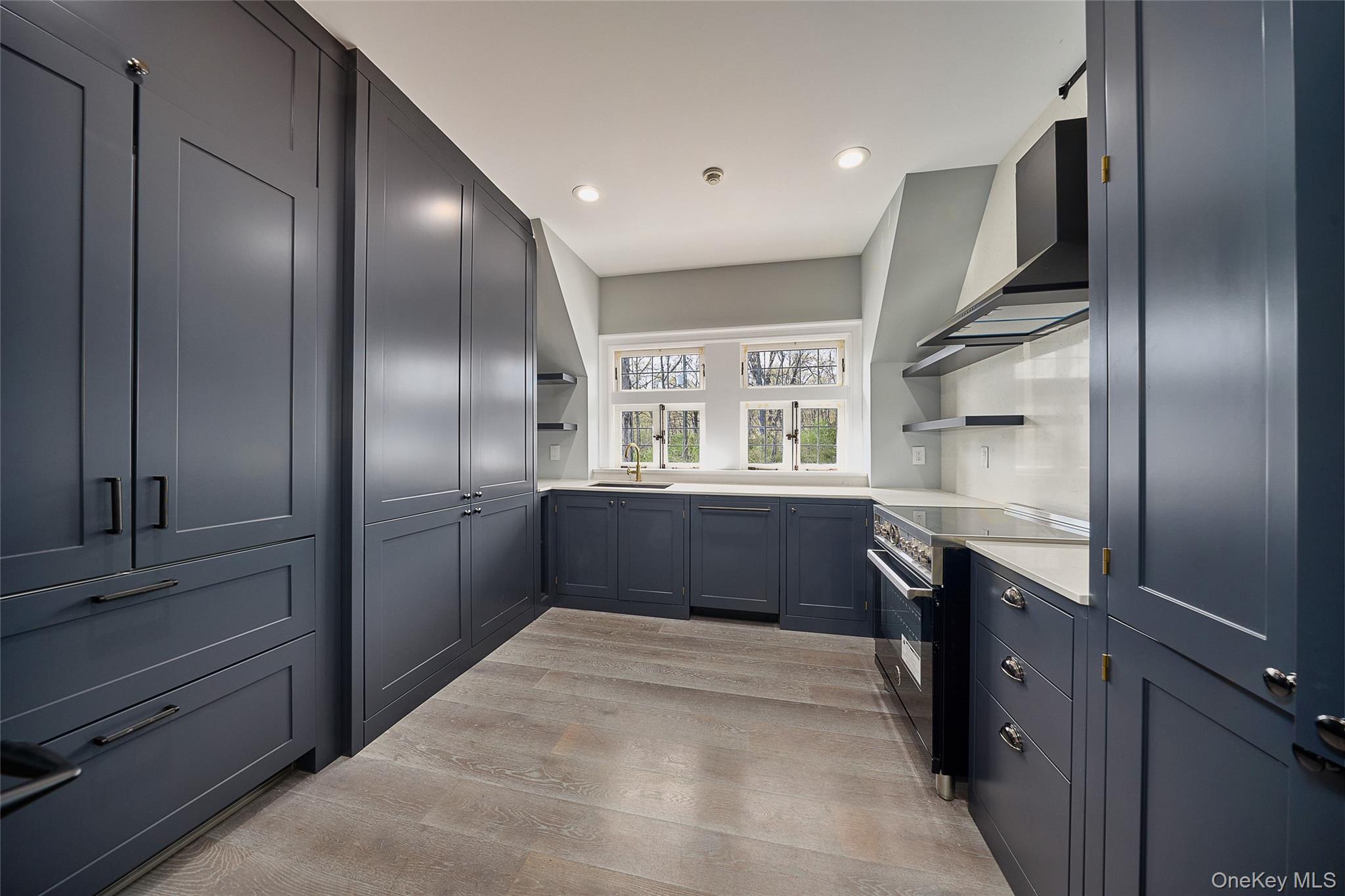 76 Summit Road, Tuxedo Park, NY 10987