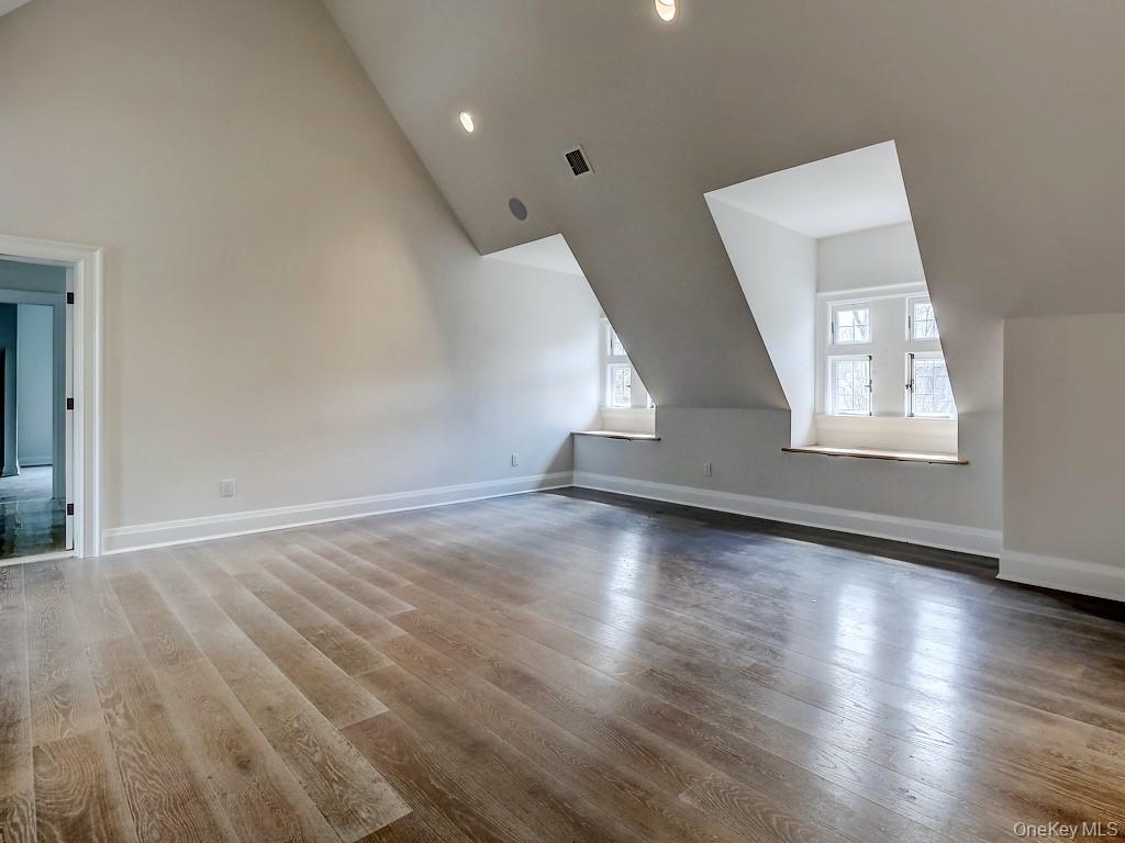 76 Summit Road, Tuxedo Park, NY 10987