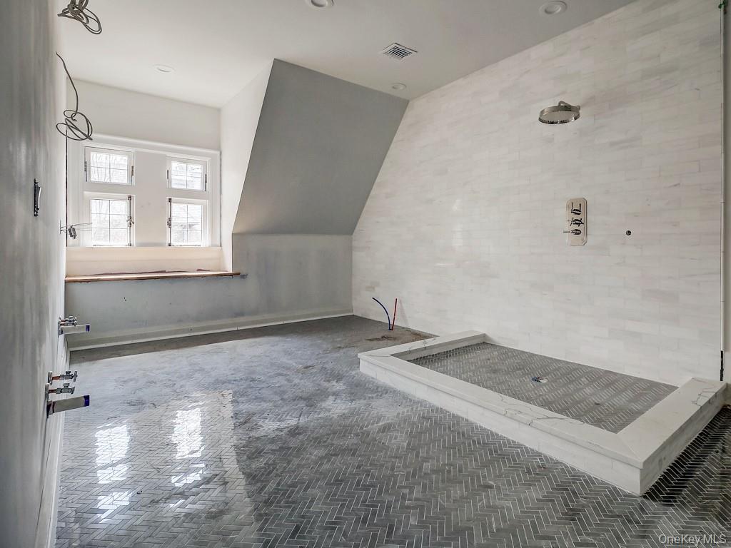 76 Summit Road, Tuxedo Park, NY 10987