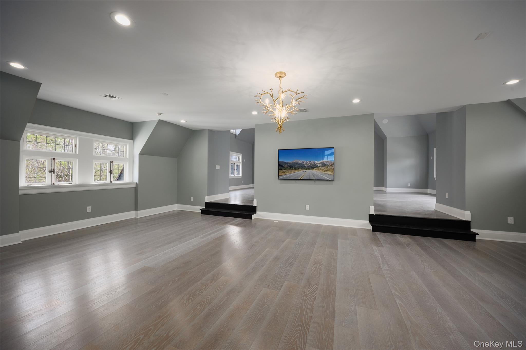 76 Summit Road, Tuxedo Park, NY 10987