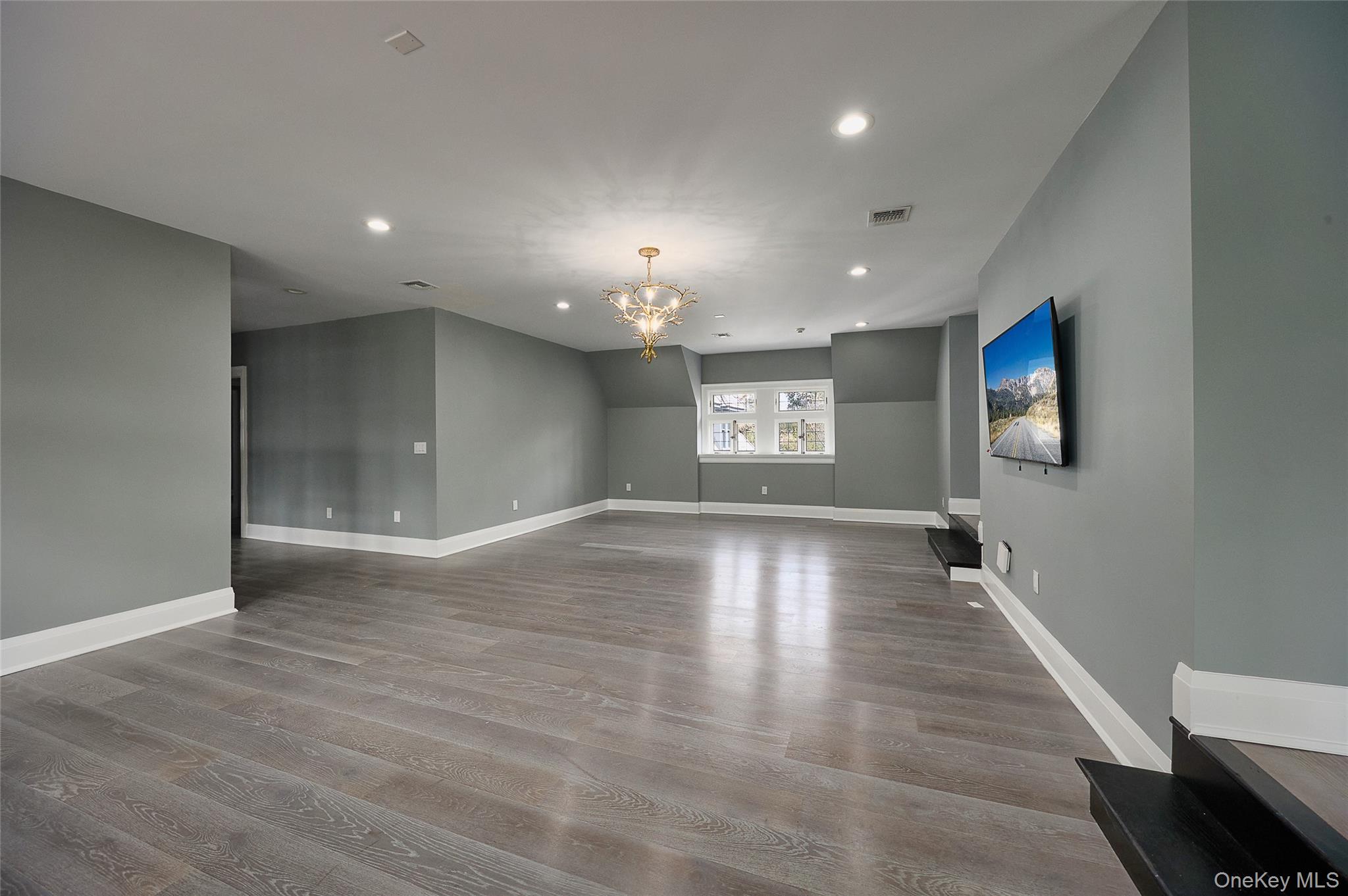 76 Summit Road, Tuxedo Park, NY 10987