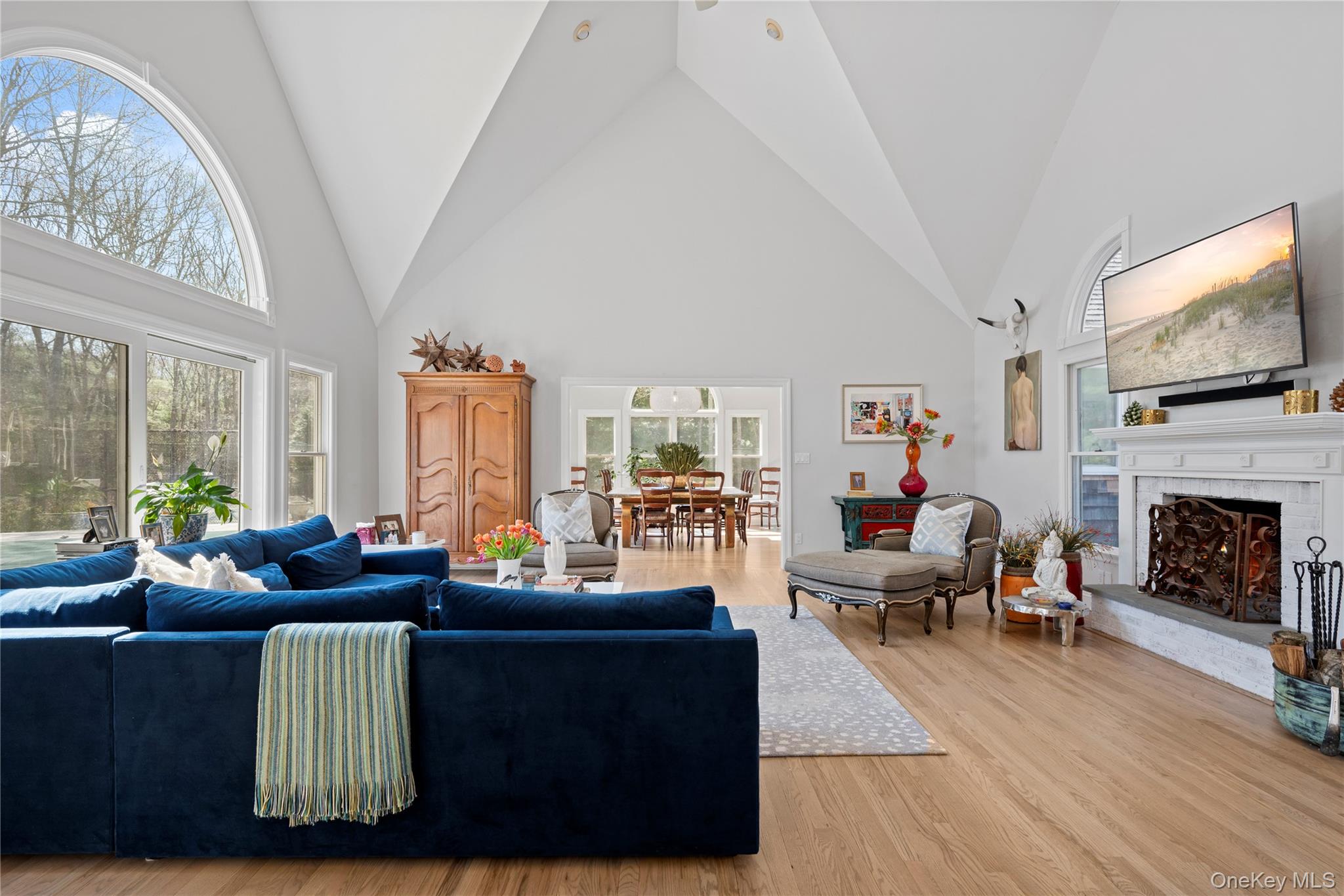 38 Pheasant Run, Quogue, NY 11959