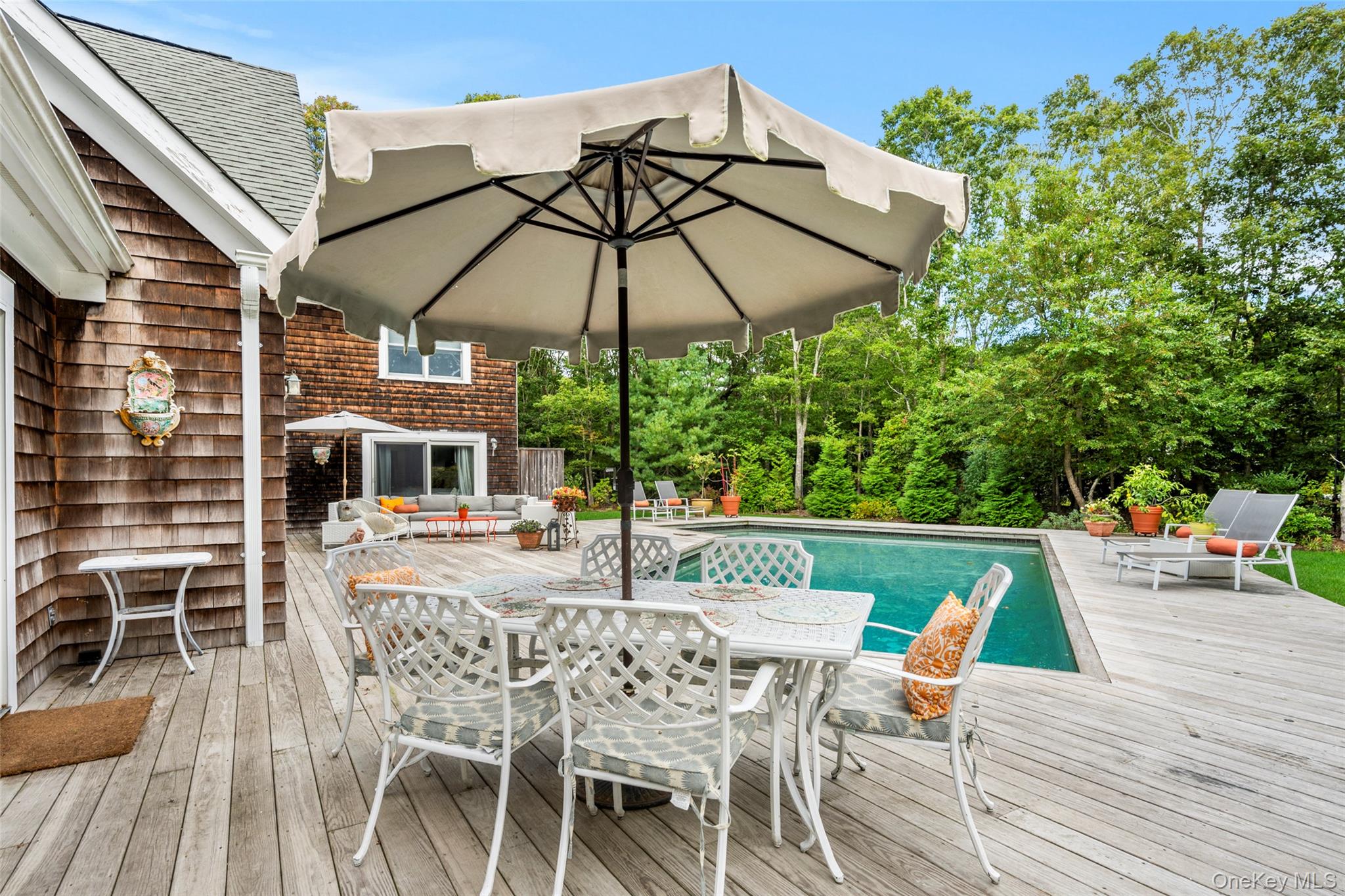 38 Pheasant Run, Quogue, NY 11959