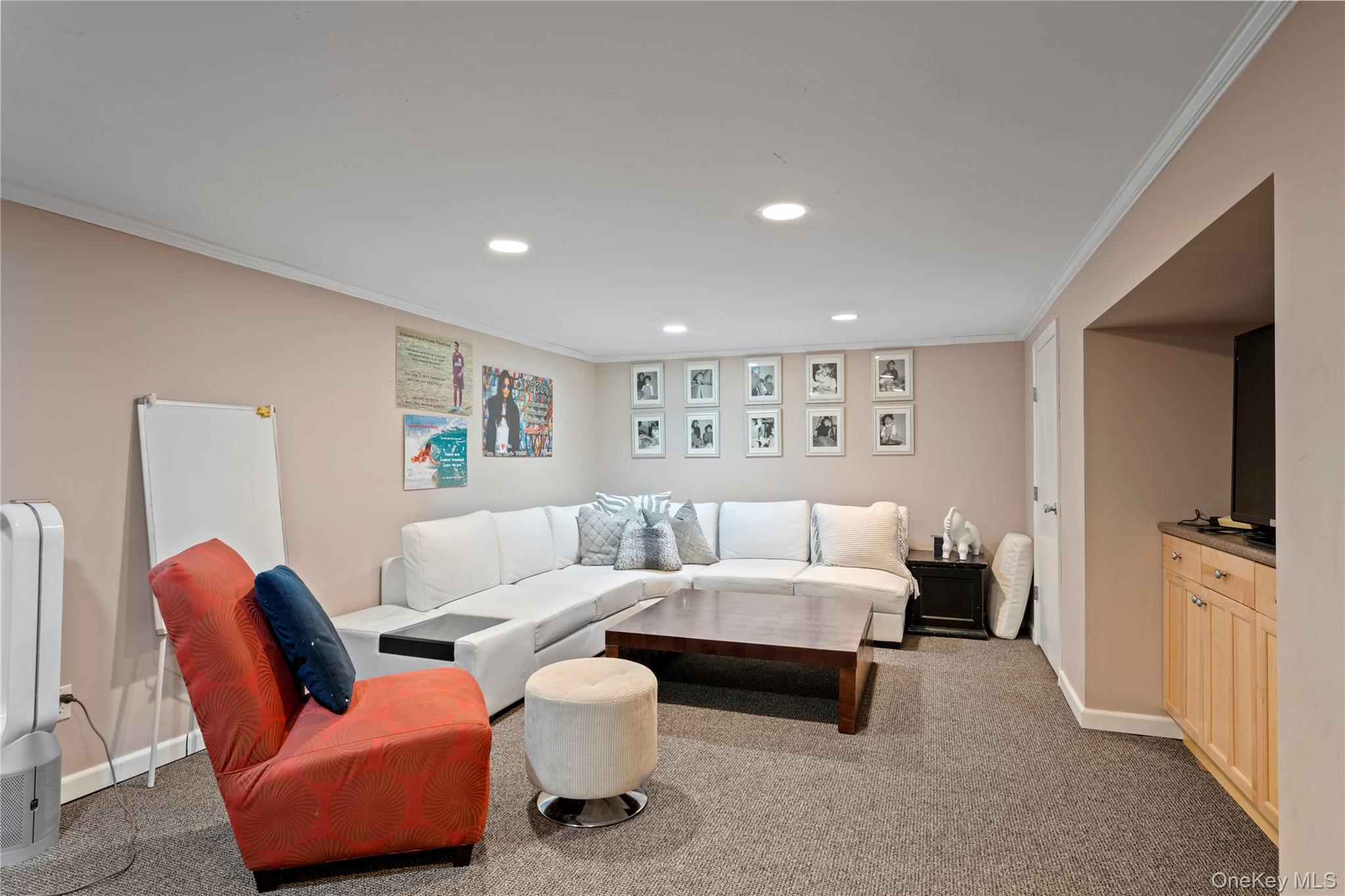 38 Pheasant Run, Quogue, NY 11959