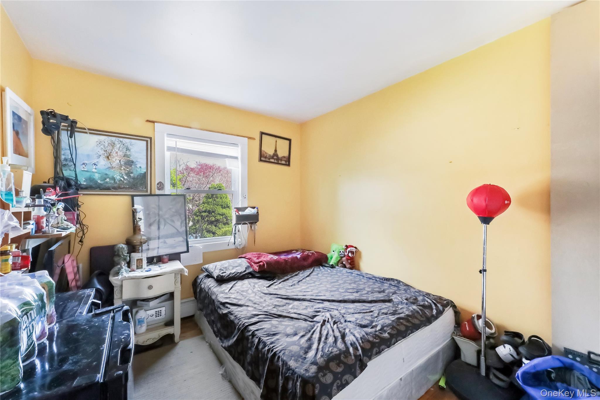 60 School Street, Hampton Bays, NY 11946