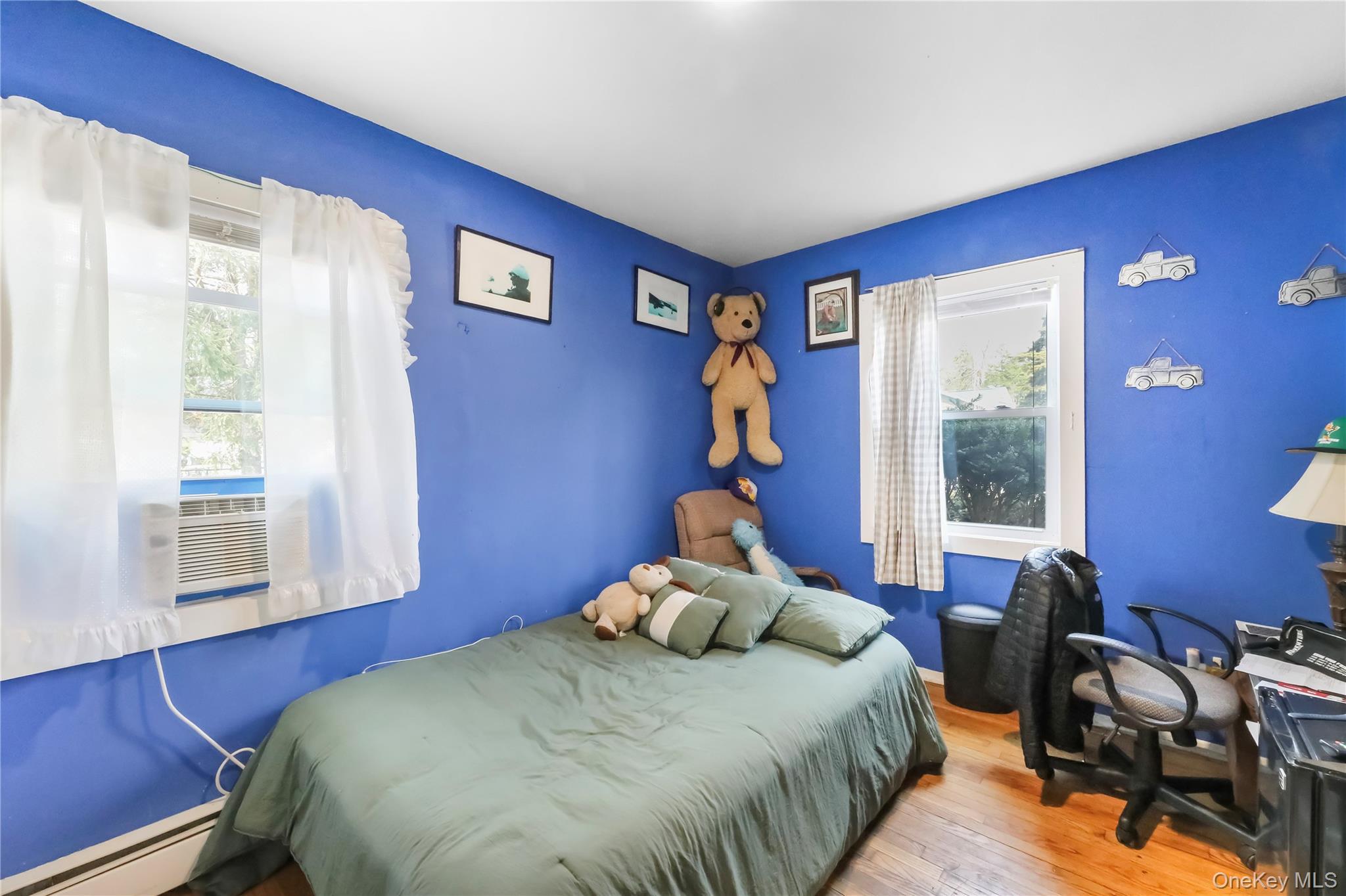 60 School Street, Hampton Bays, NY 11946