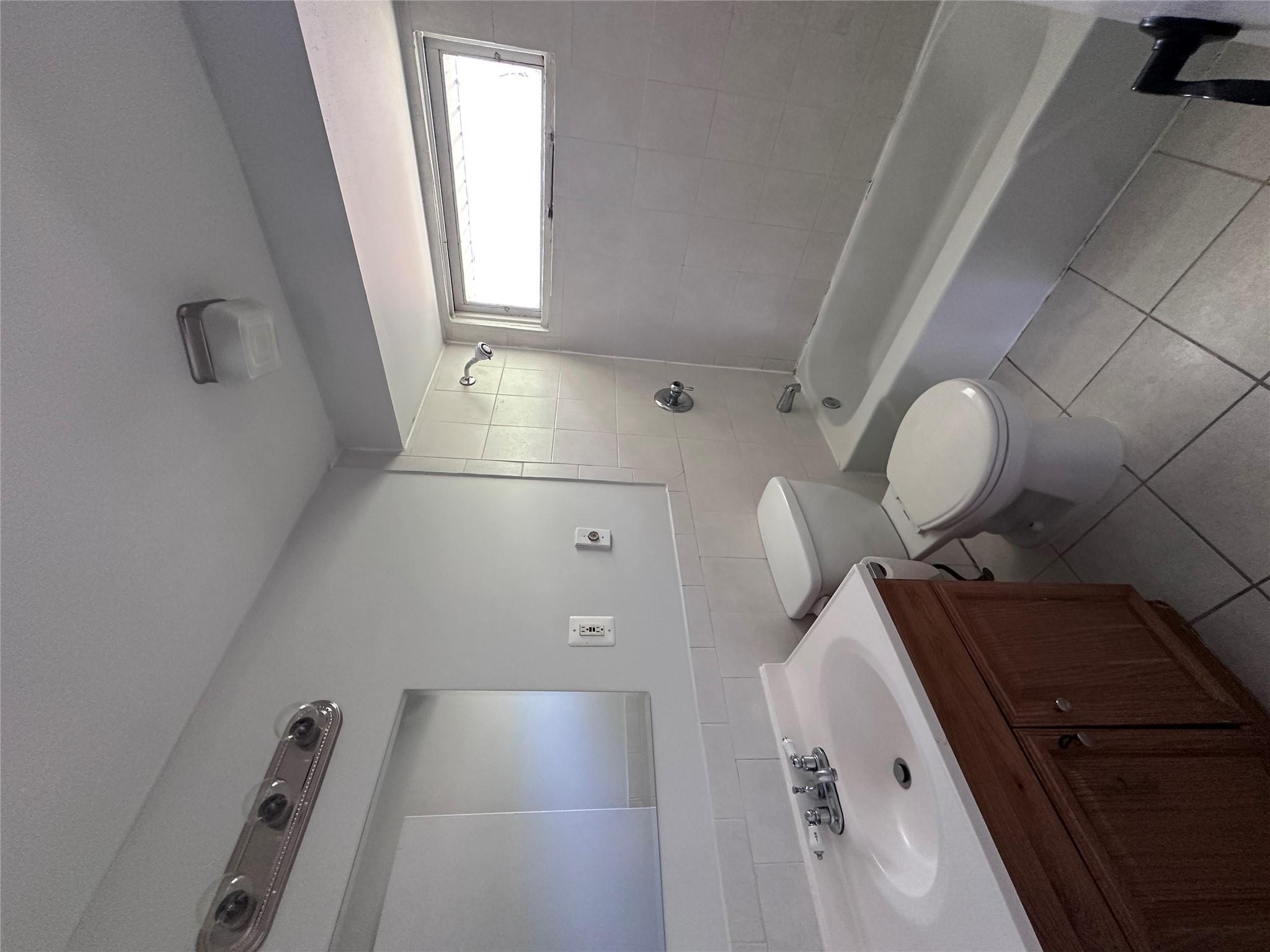 1304 Parr Lake Drive # 13D, Newburgh, NY 12550