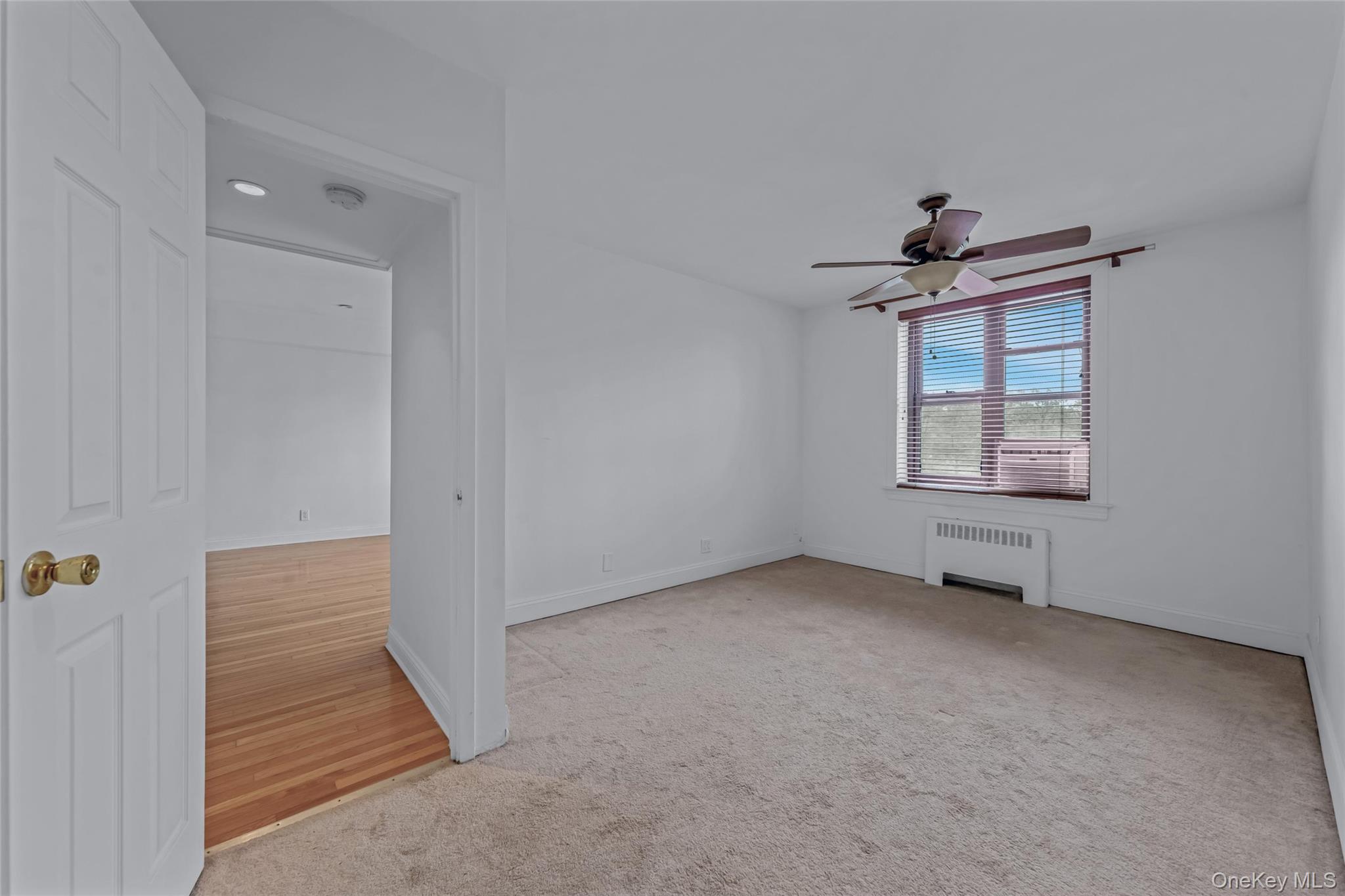 15 Canterbury Road # C23, Great Neck, NY 11021