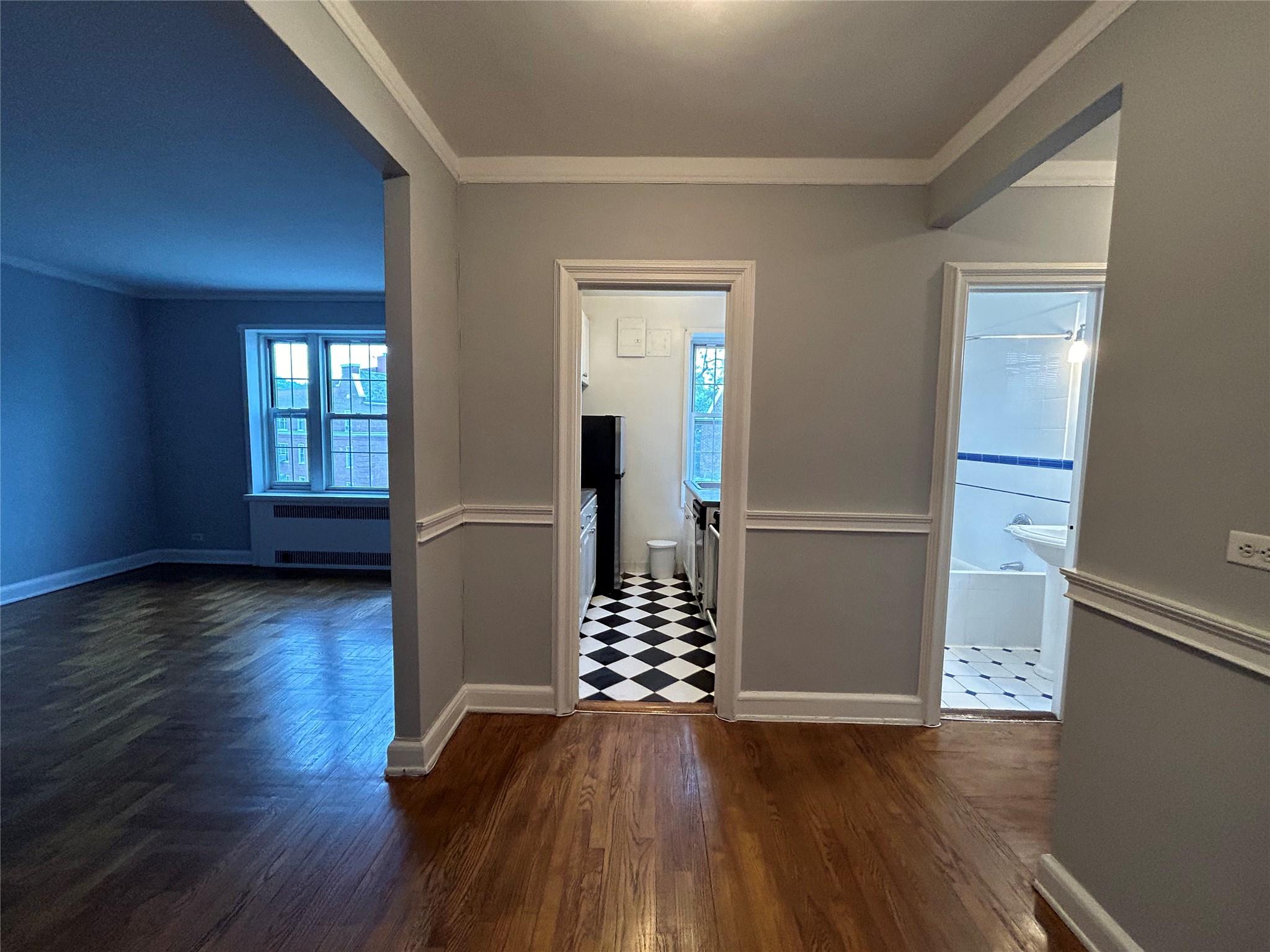 6 Midland Gardens # 5A, Bronxville, NY 10708