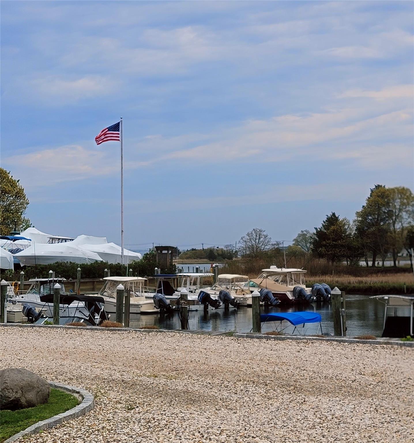 675 Pine Tree Road, Cutchogue, NY 11935