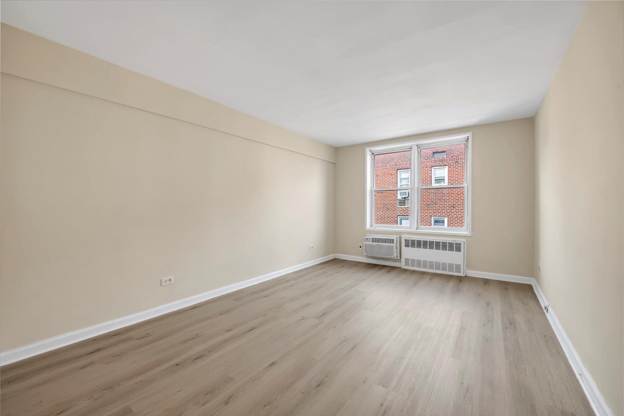 42-65 Kissena Boulevard # 603, Flushing, NY 11355