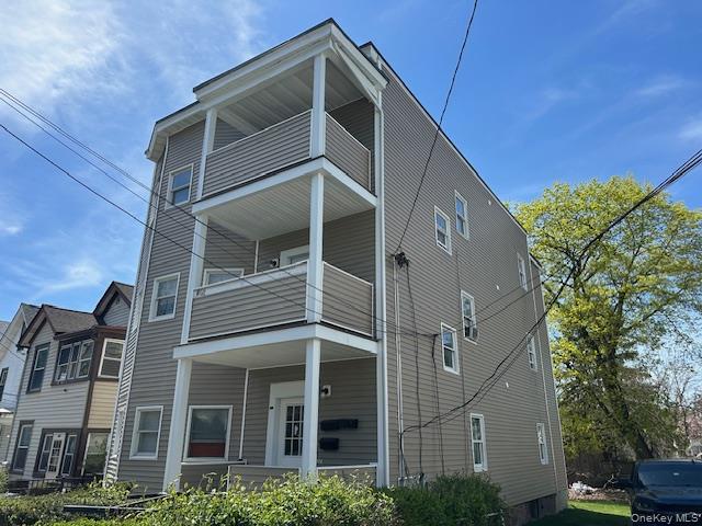 120 South Avenue, Poughkeepsie, NY 12601