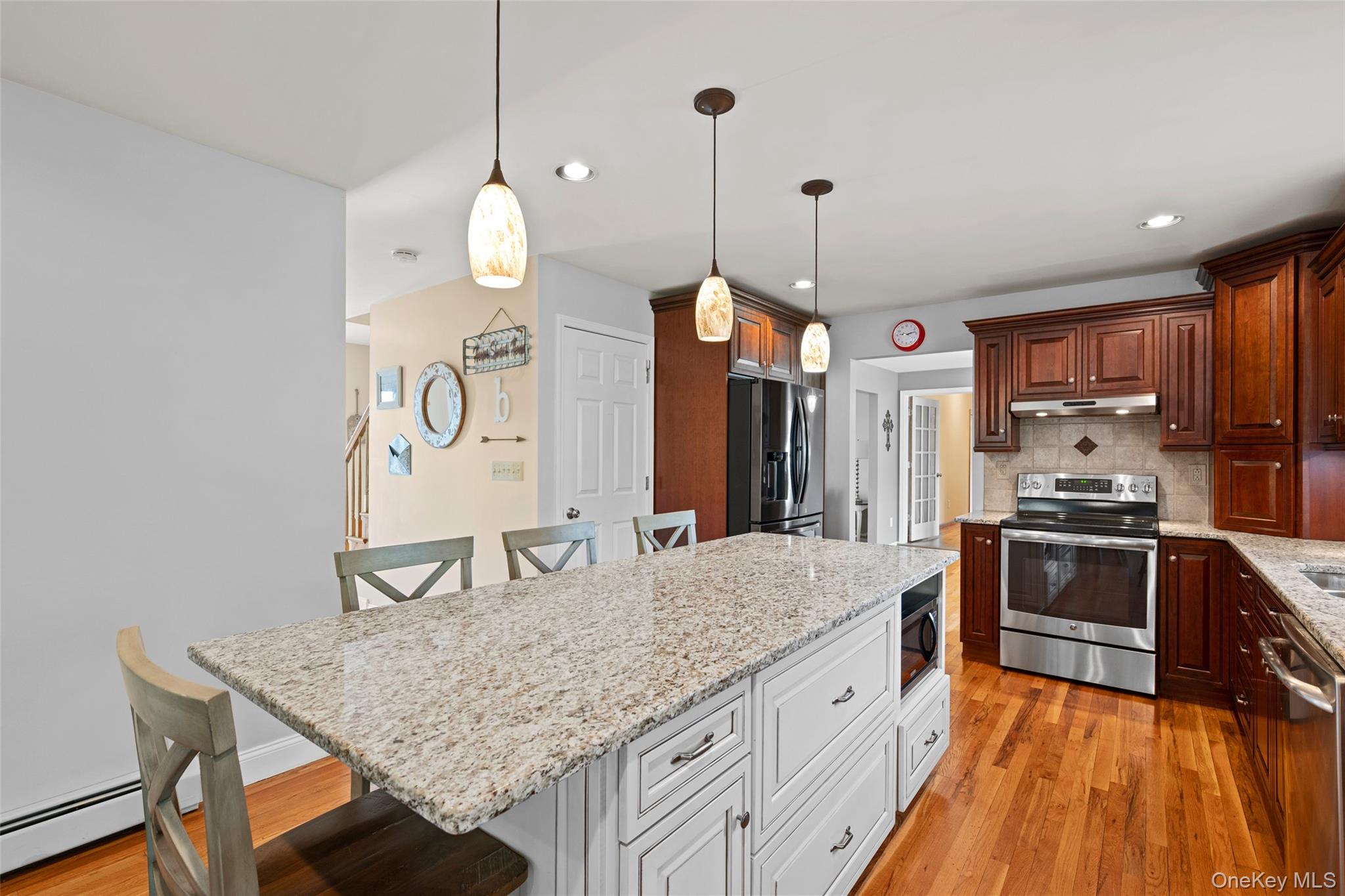 3 Josephine Drive, Washingtonville, NY 10992