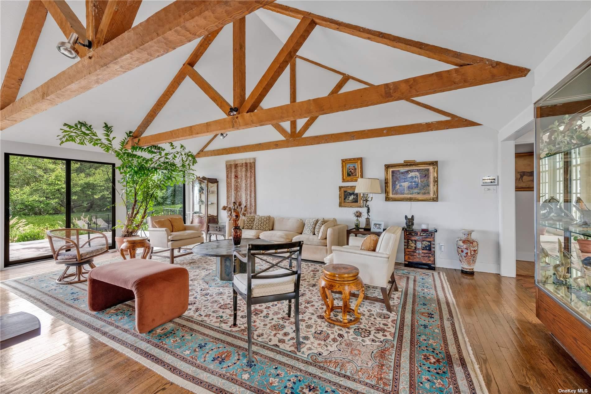 120 West Creek Farms Road, Sands Point, NY 11050