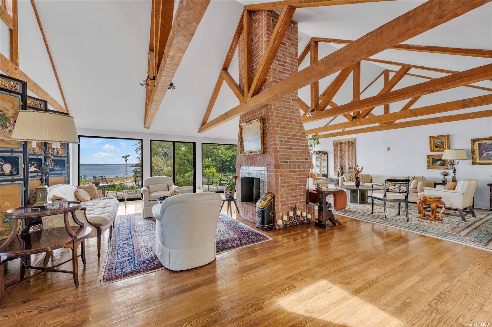 120 West Creek Farms Road, Sands Point, NY 11050