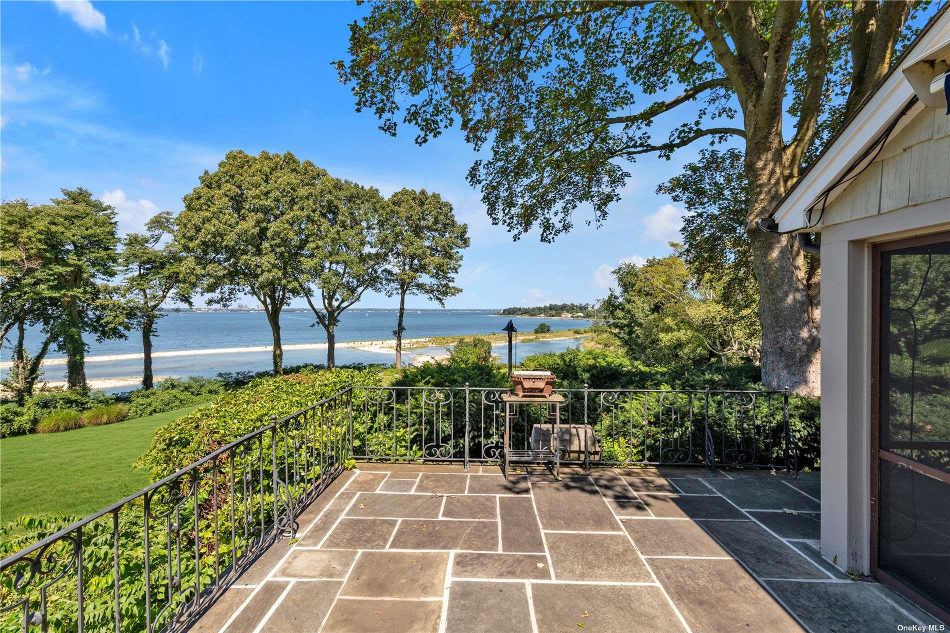 120 West Creek Farms Road, Sands Point, NY 11050