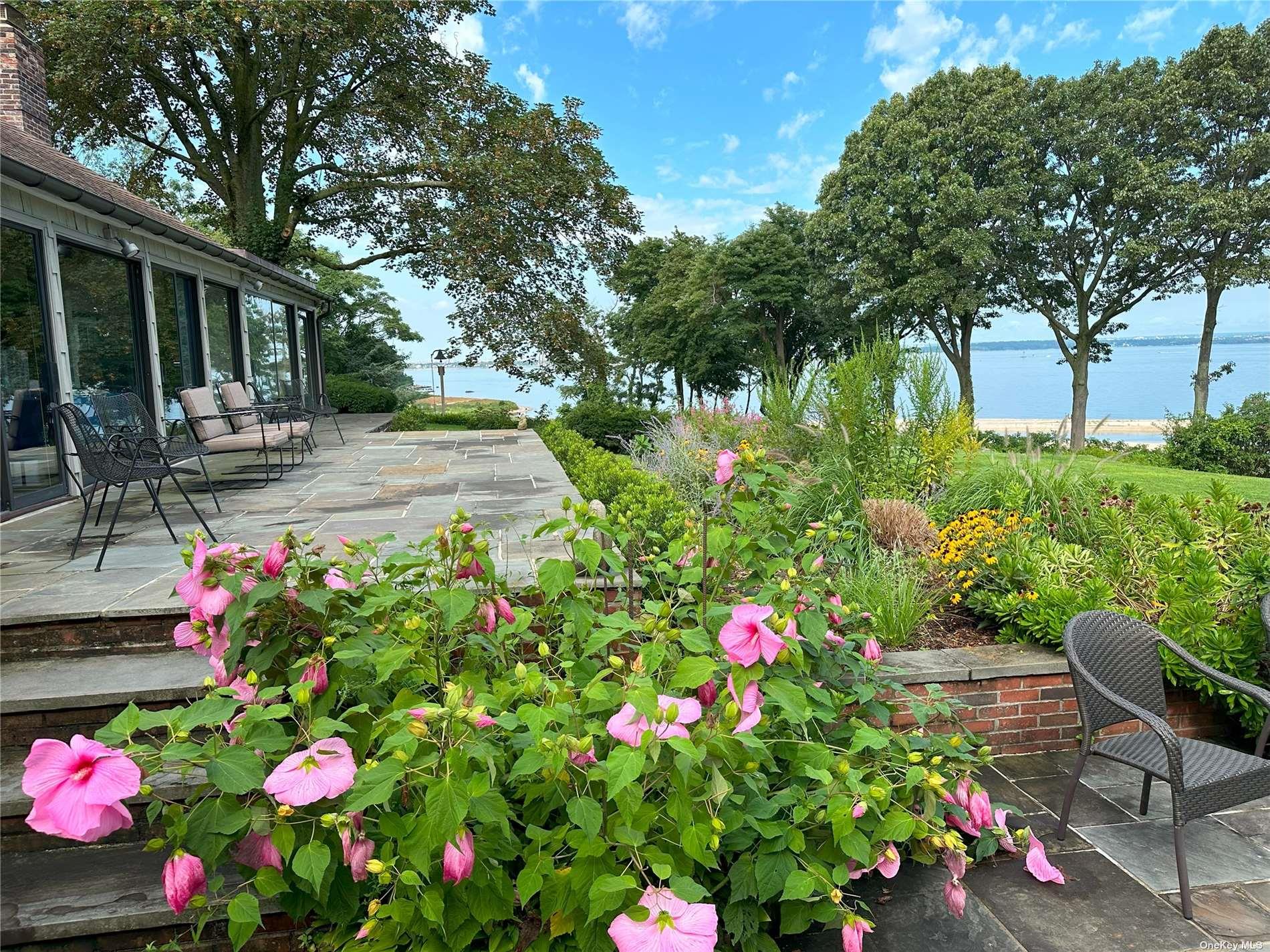 120 West Creek Farms Road, Sands Point, NY 11050