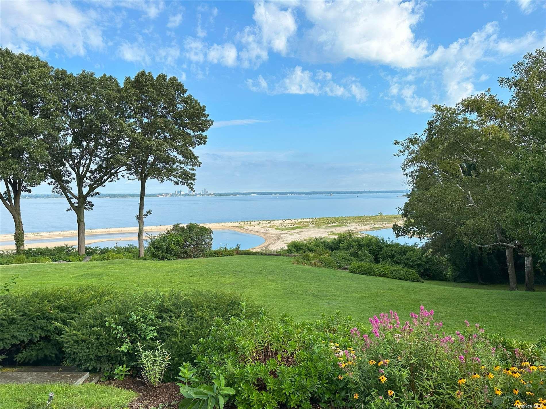 120 West Creek Farms Road, Sands Point, NY 11050