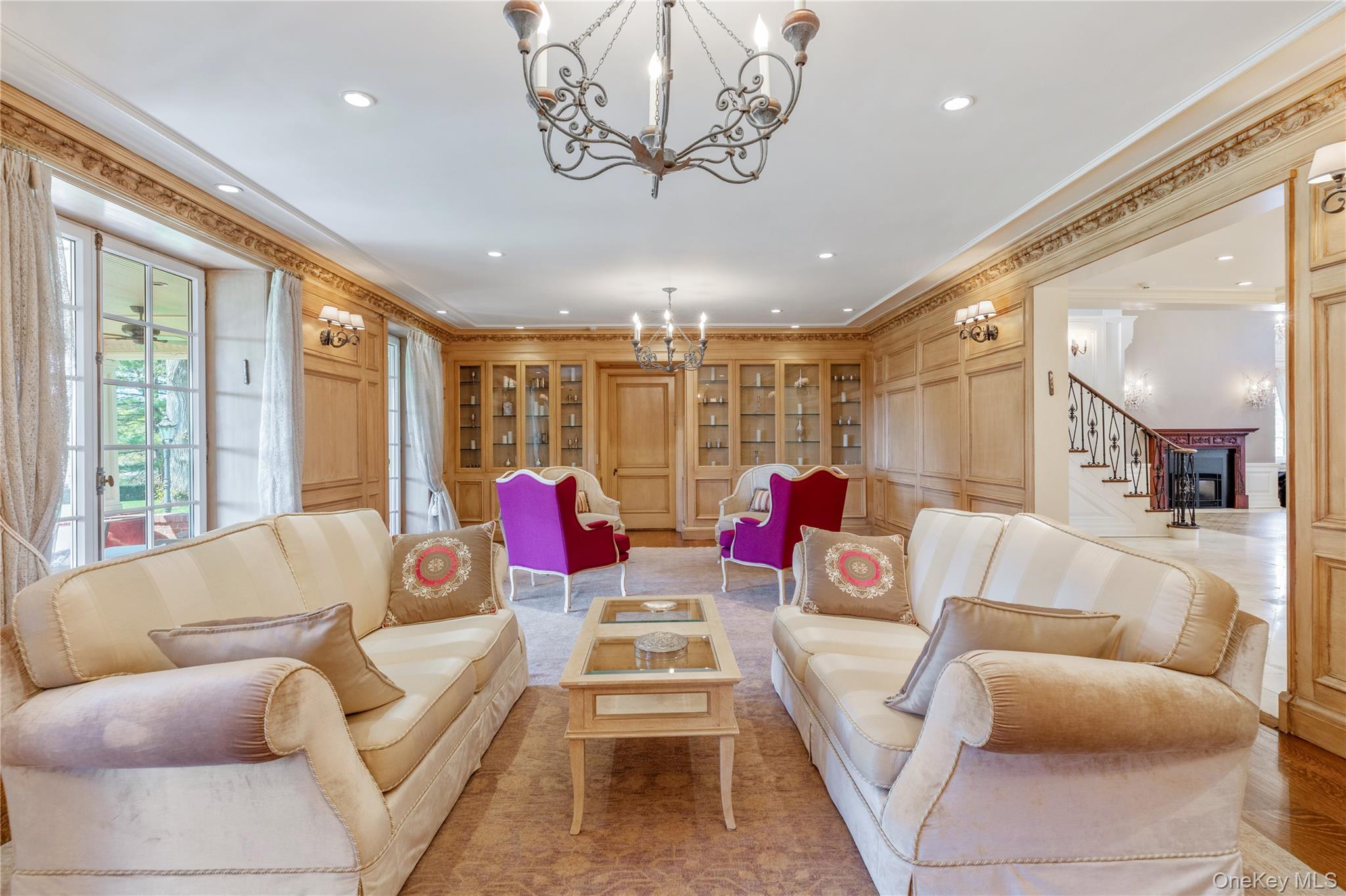 6B Blue Sea Lane, Great Neck, NY 11024