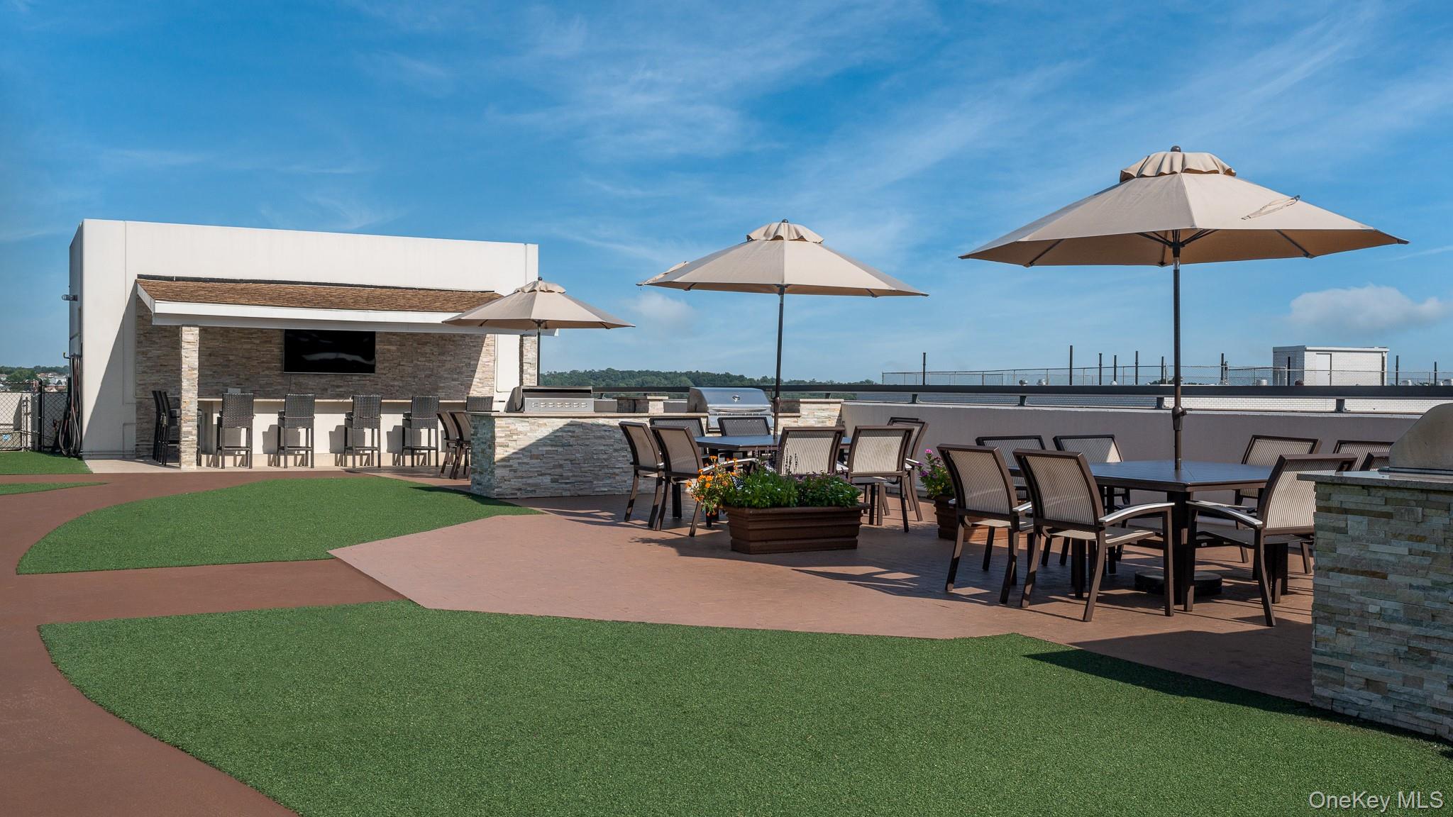 10 City Place # 22G, White Plains, NY 10601