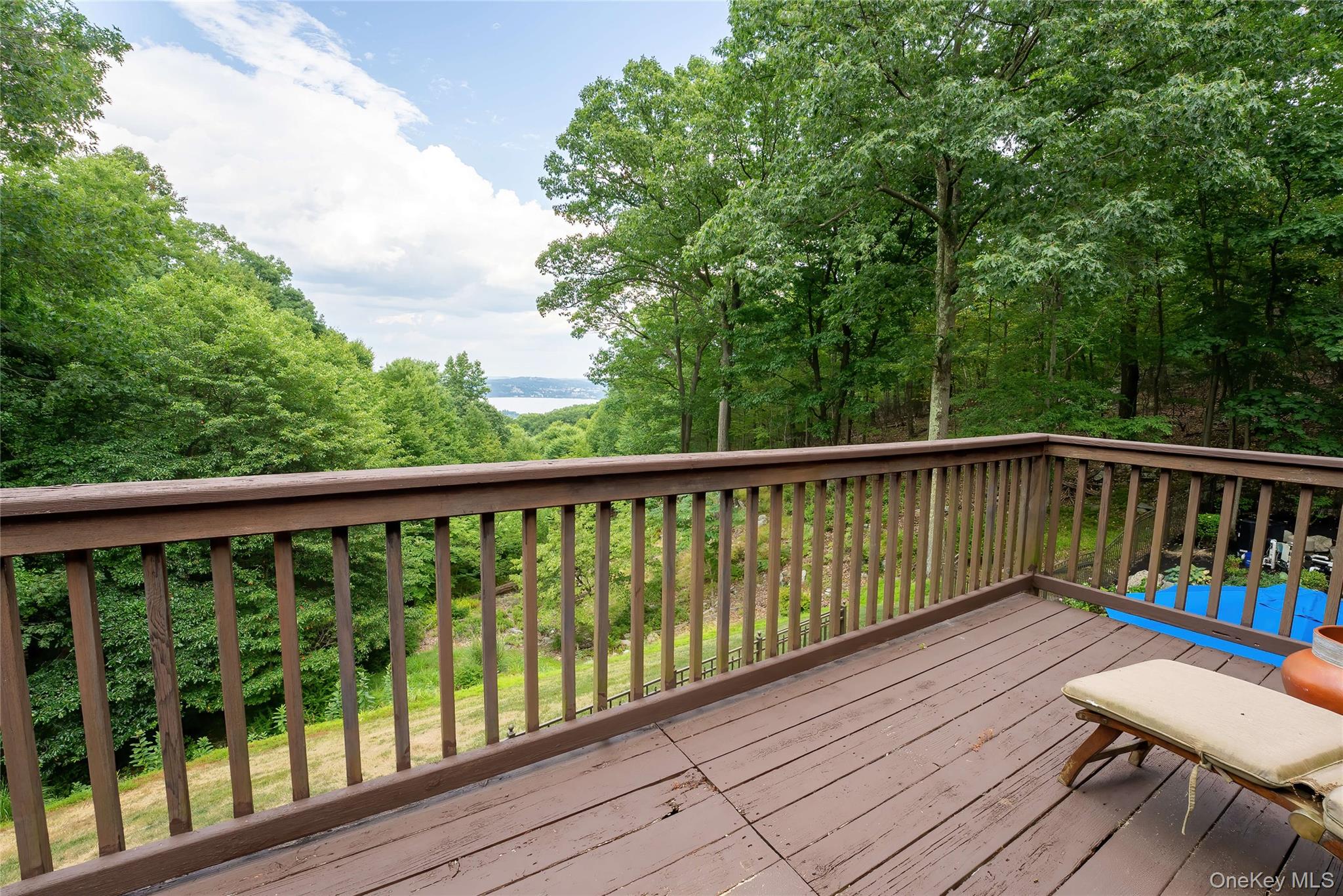 36 Ridgetop Drive, Tomkins Cove, NY 10986